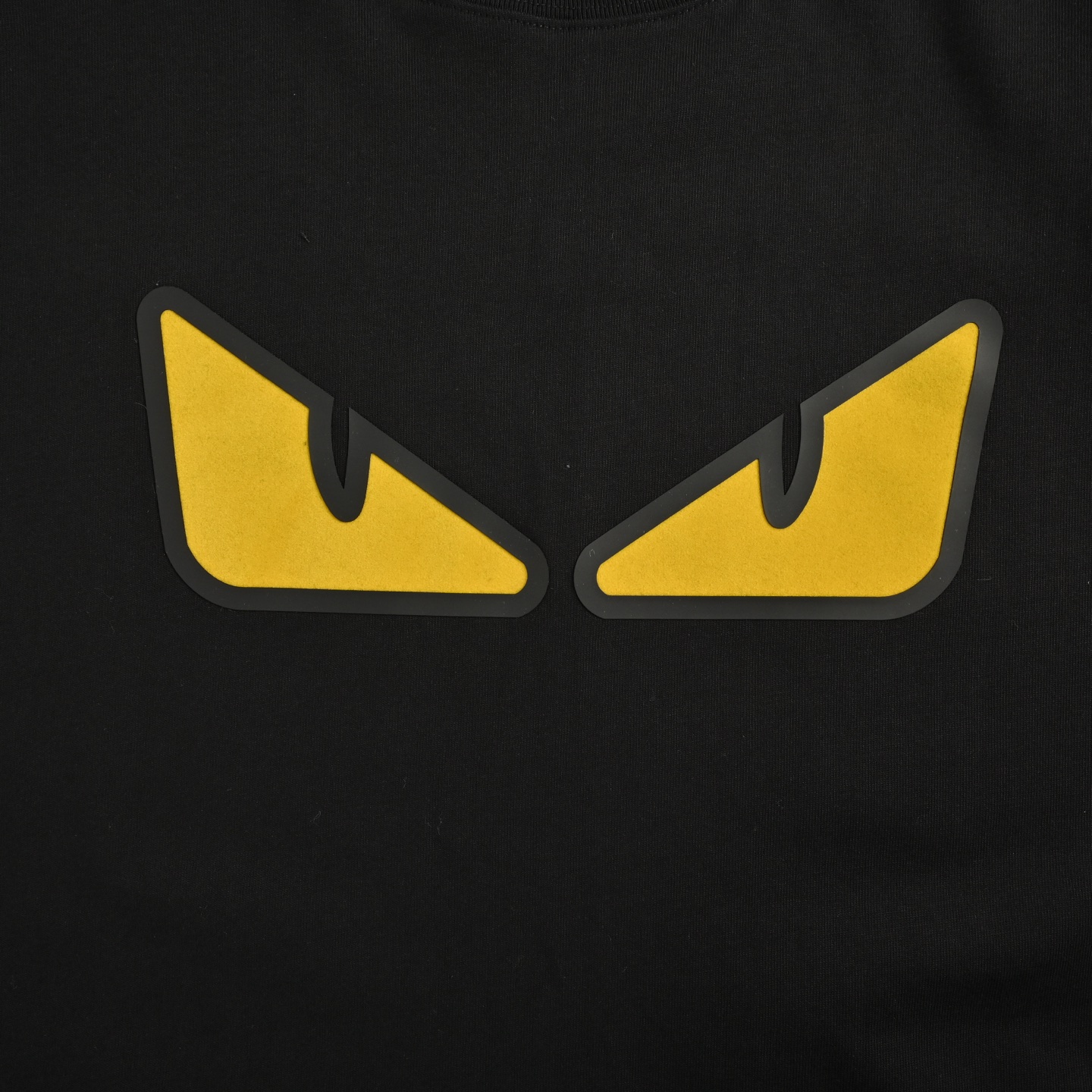 Fendi/芬迪 25ss 小怪兽眼睛植绒压胶短袖