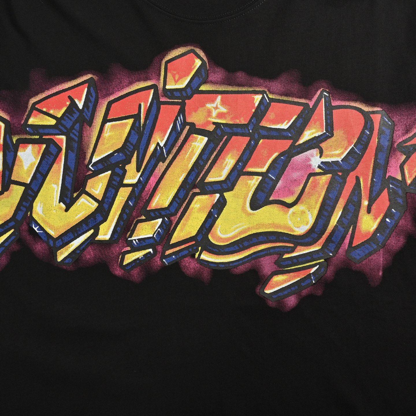 Louis Vuitton/路易威登 漫画卡通火焰字母印花短袖