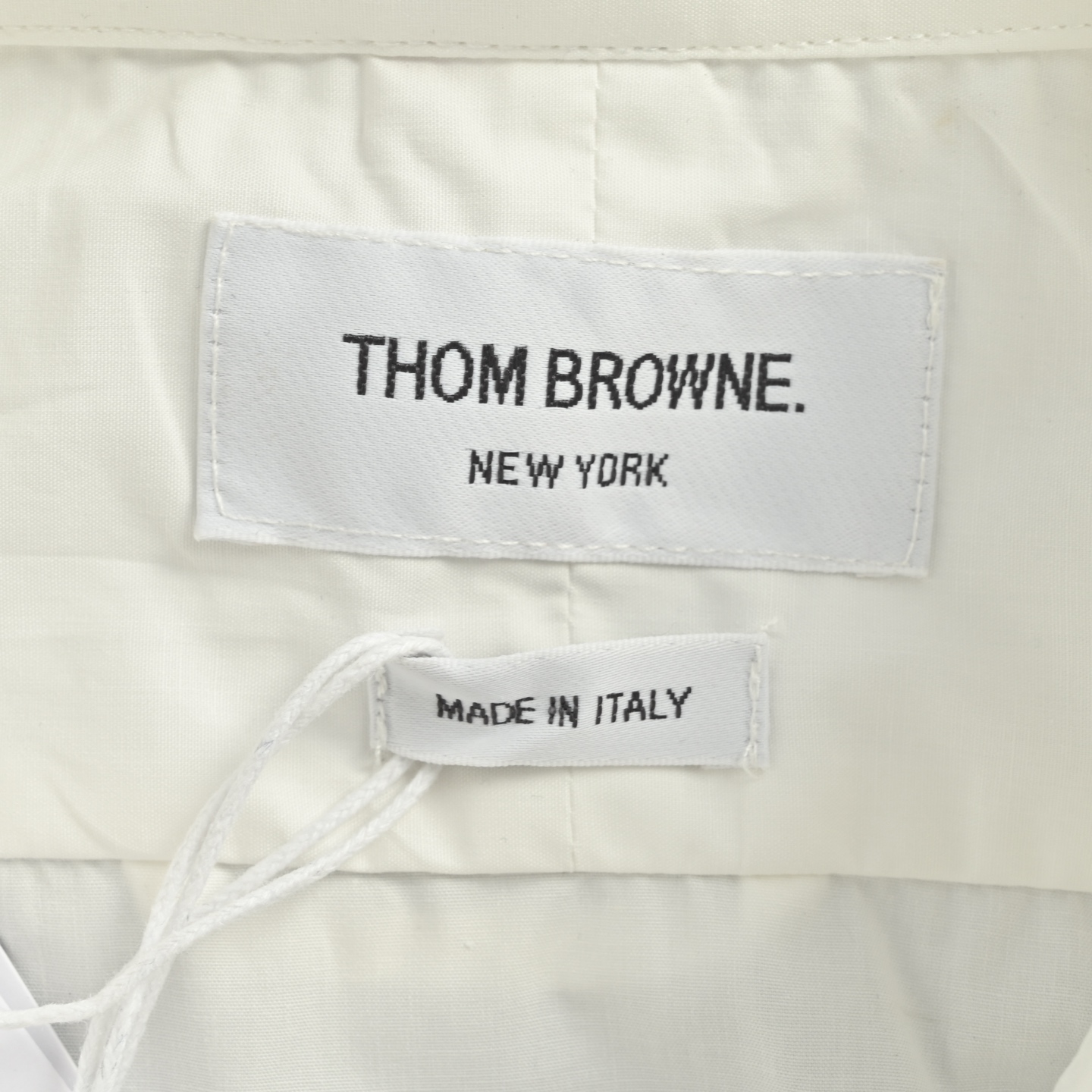 Thom Browne/汤姆布朗 经典双袖织带长袖衬衫-Chinese UA Cheap High Quatity Brand Clothes Bags handbags Sneakers wholesale wholesaler seller from China Factory suppliers Fashion Clothing Shoes best Quality Beautiful Price Thom Browne/汤姆布朗 经典双袖织带长袖衬衫
