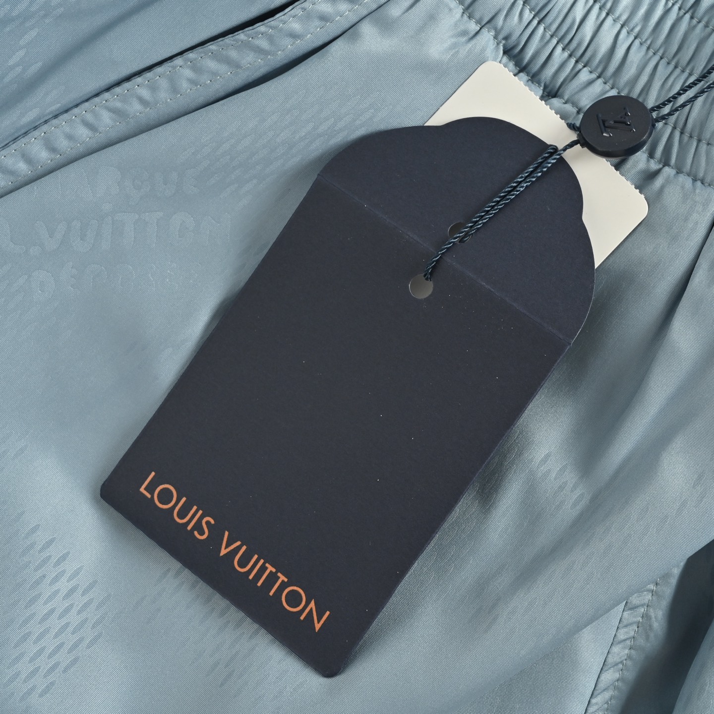 Louis Vuitton/路易威登 25ss 棋盘格压纹提花沙滩短裤-Chinese UA Cheap High Quatity Brand Clothes Bags handbags Sneakers wholesale wholesaler seller from China Factory suppliers Fashion Clothing Shoes best Quality Beautiful Price Louis Vuitton/路易威登 25ss 棋盘格压纹提花沙滩短裤