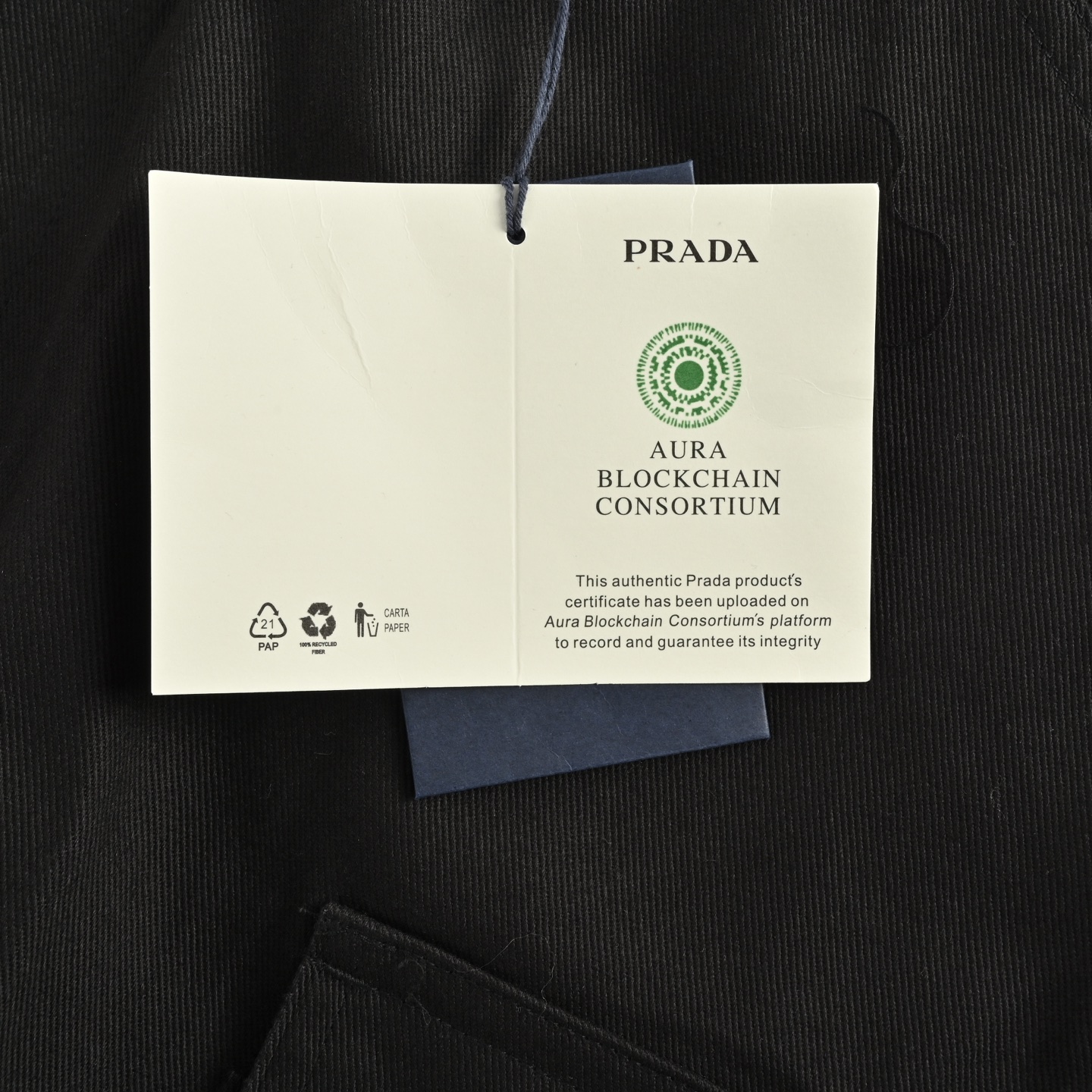 Prada/普拉达 25ss 口袋三角标工装短裤