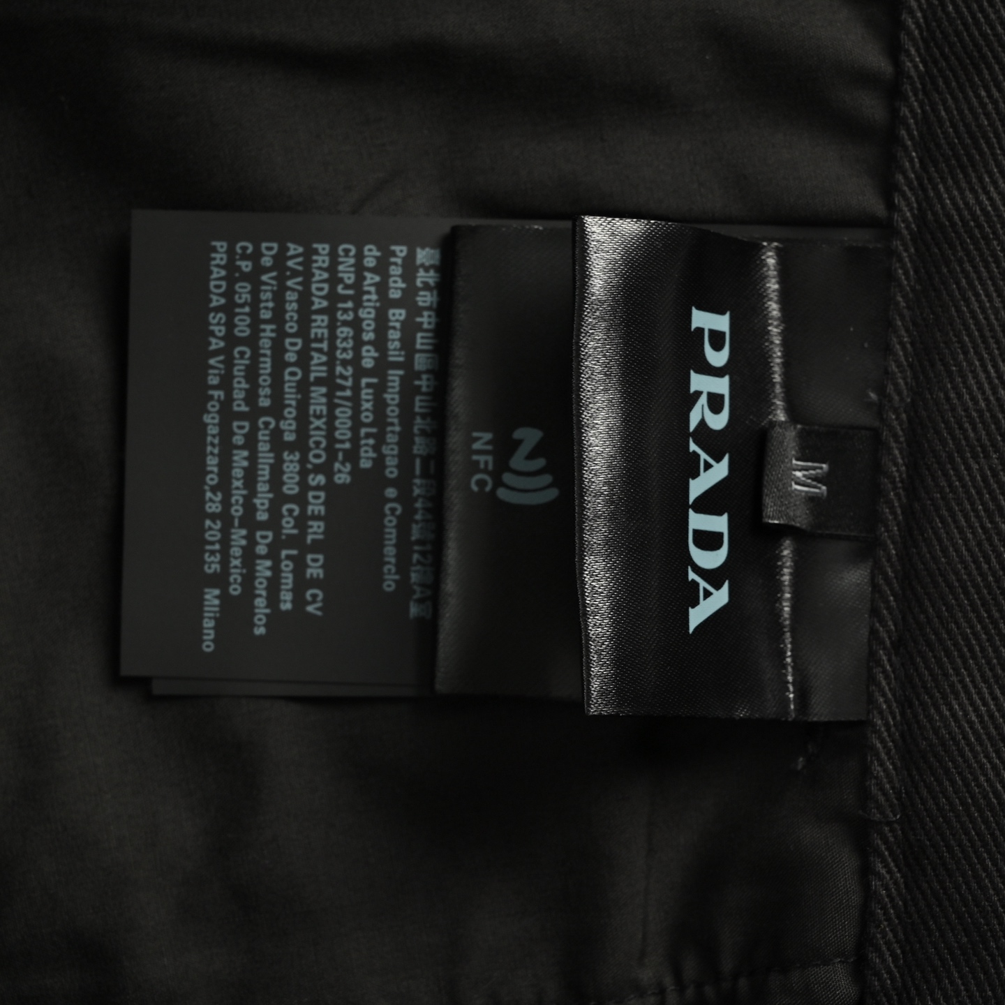 Prada/普拉达 25ss 口袋三角标工装短裤