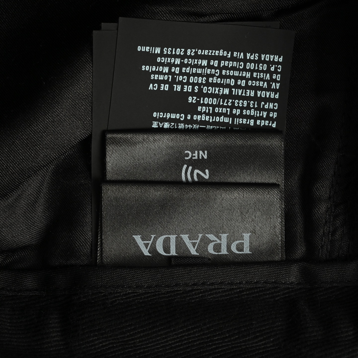 Prada/普拉达 25ss 口袋三角标工装长裤