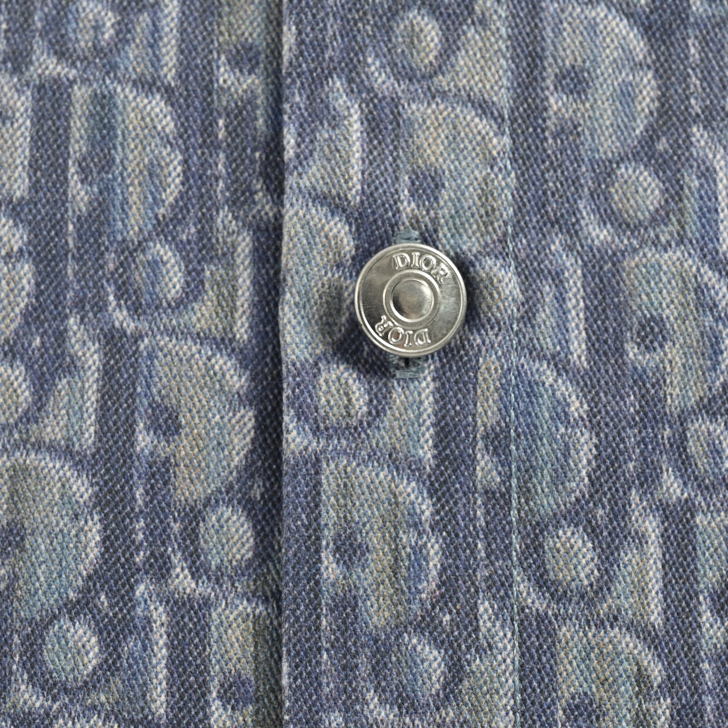 Dior/迪奥 25ss 斜纹满印老花短袖衬衫-Chinese UA Cheap High Quatity Brand Clothes Bags handbags Sneakers wholesale wholesaler seller from China Factory suppliers Fashion Clothing Shoes best Quality Beautiful Price Dior/迪奥 25ss 斜纹满印老花短袖衬衫