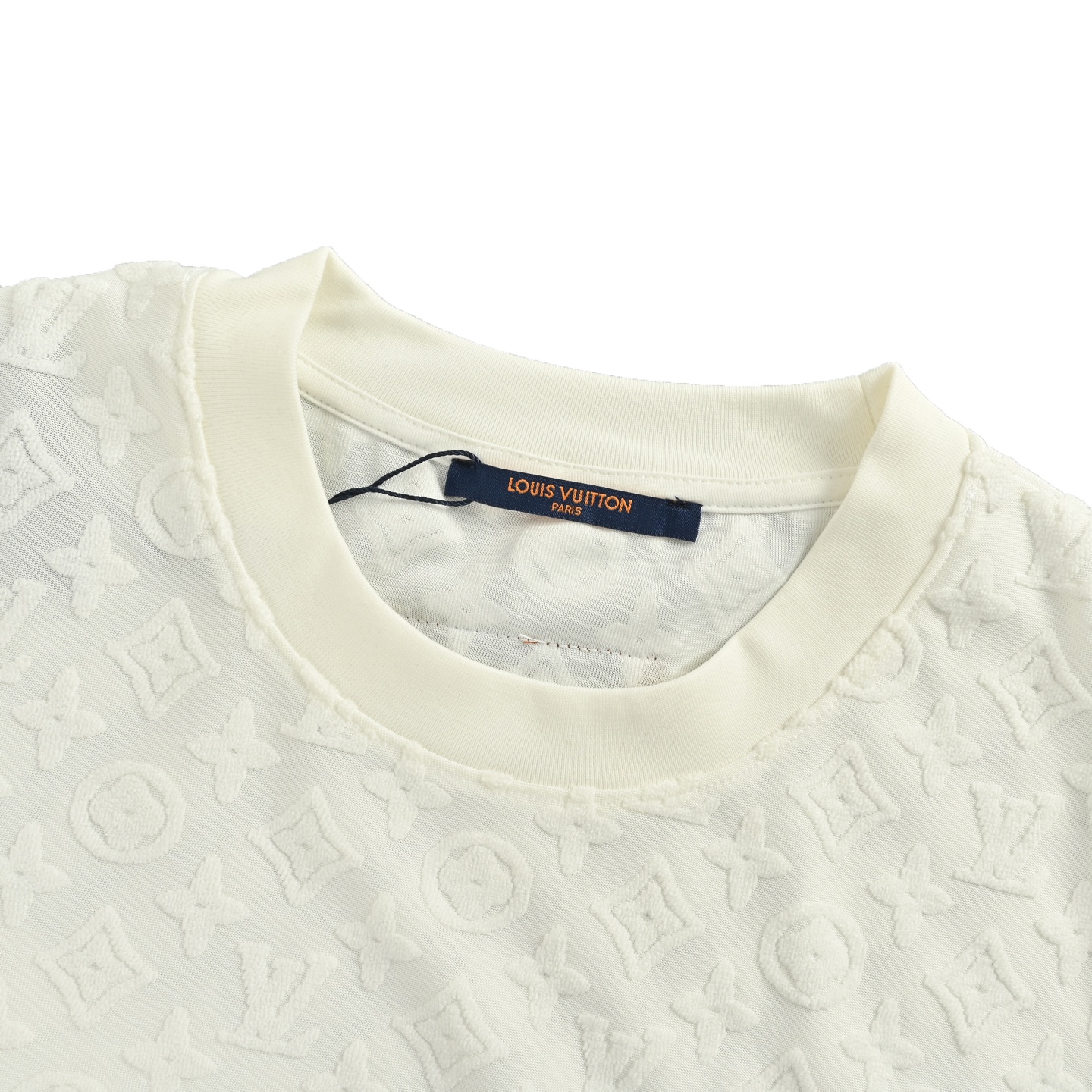 Louis Vuitton/路易威登 25ss 凹凸满印老花提花短袖 白色 黑色