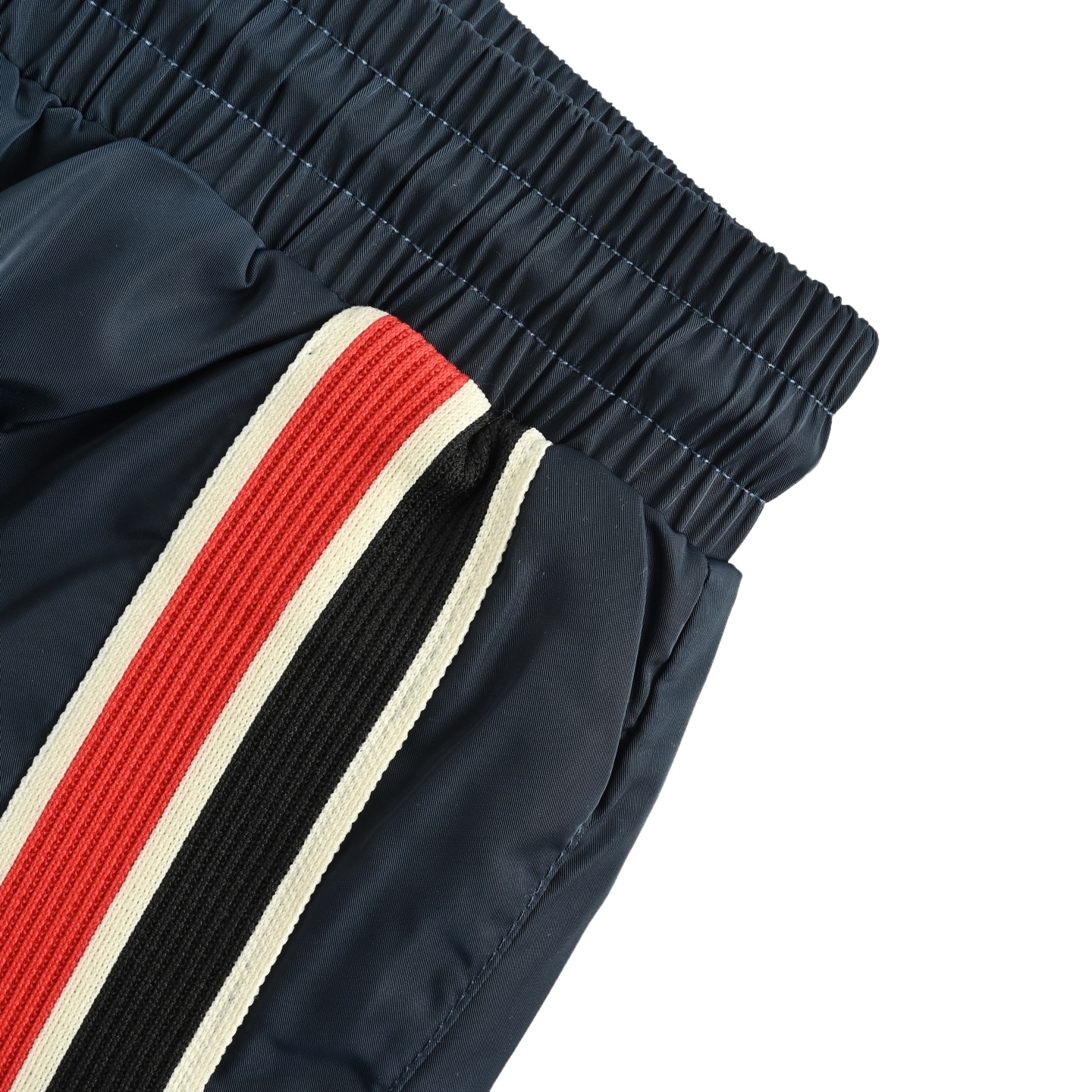 Moncler/蒙口 25ss 侧边织带短裤 灰色