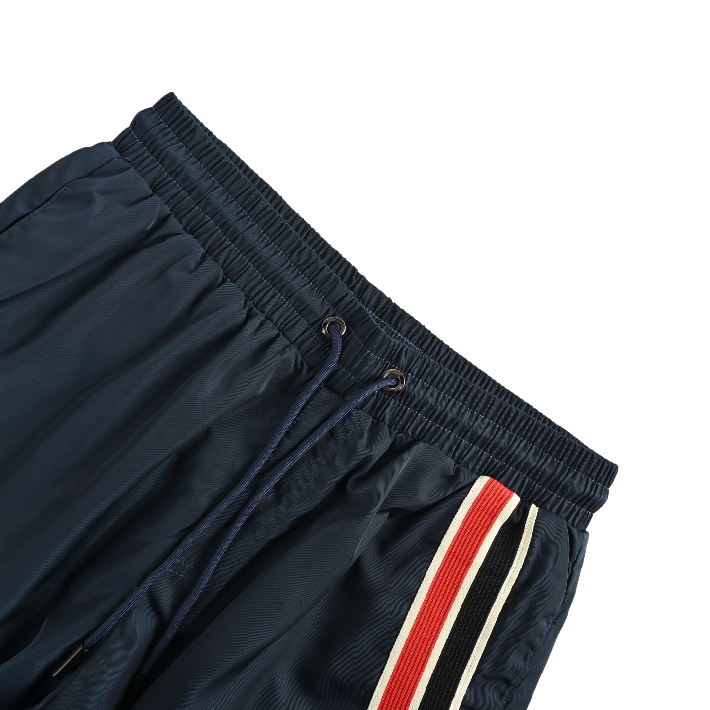 Moncler/蒙口 25ss 侧边织带短裤 灰色