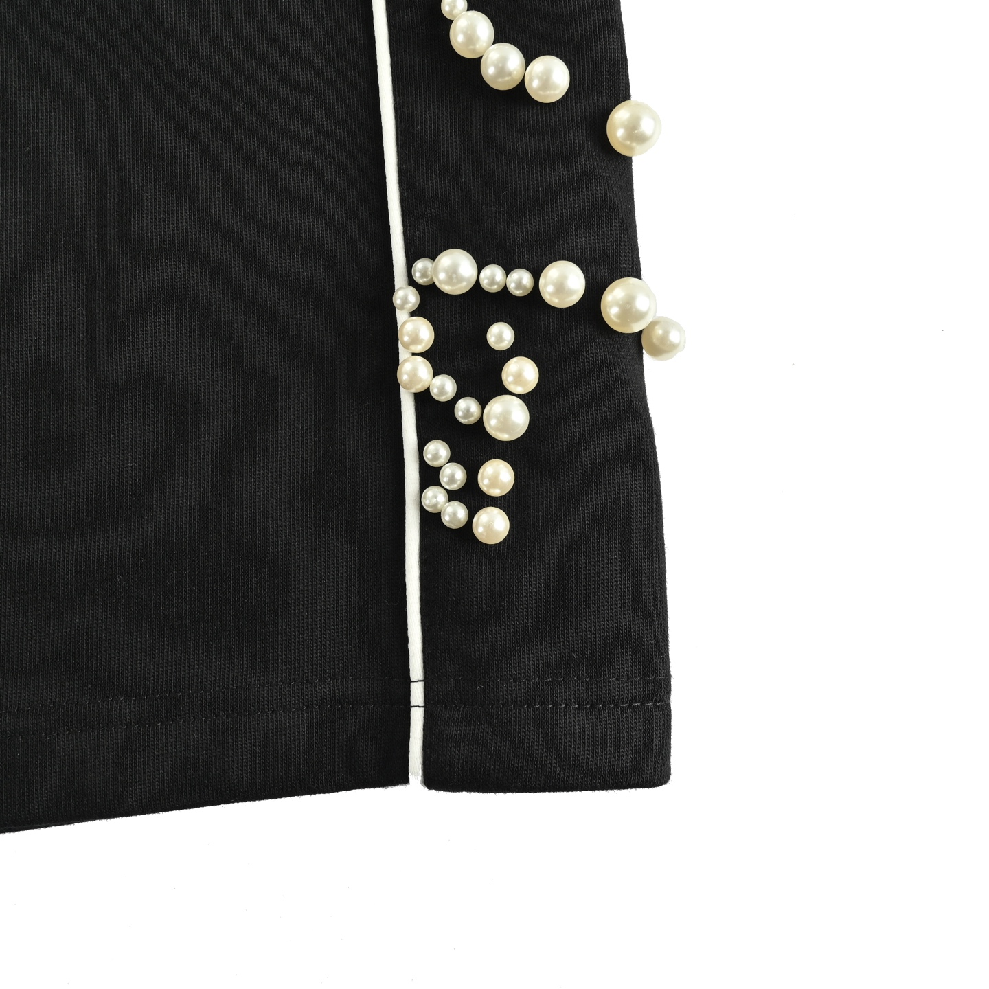 Good Brand Love Is Good珍珠休闲长裤 黑色 蓝色-Chinese UA Cheap High Quatity Brand Clothes Bags handbags Sneakers wholesale wholesaler seller from China Factory suppliers Fashion Clothing Shoes best Quality Beautiful Price Good Brand Love Is Good珍珠休闲长裤 黑色 蓝色