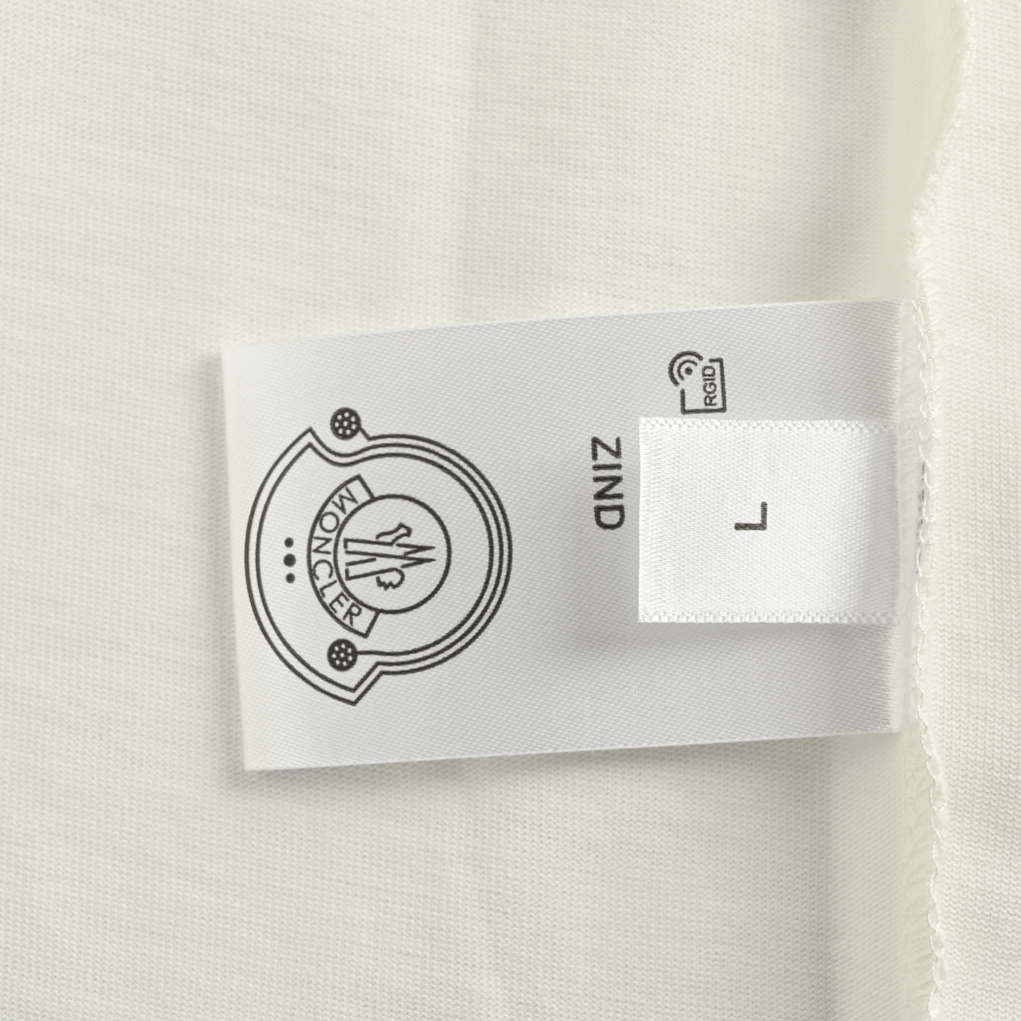 Moncler/蒙口 25ss 经典徽标刺绣短袖