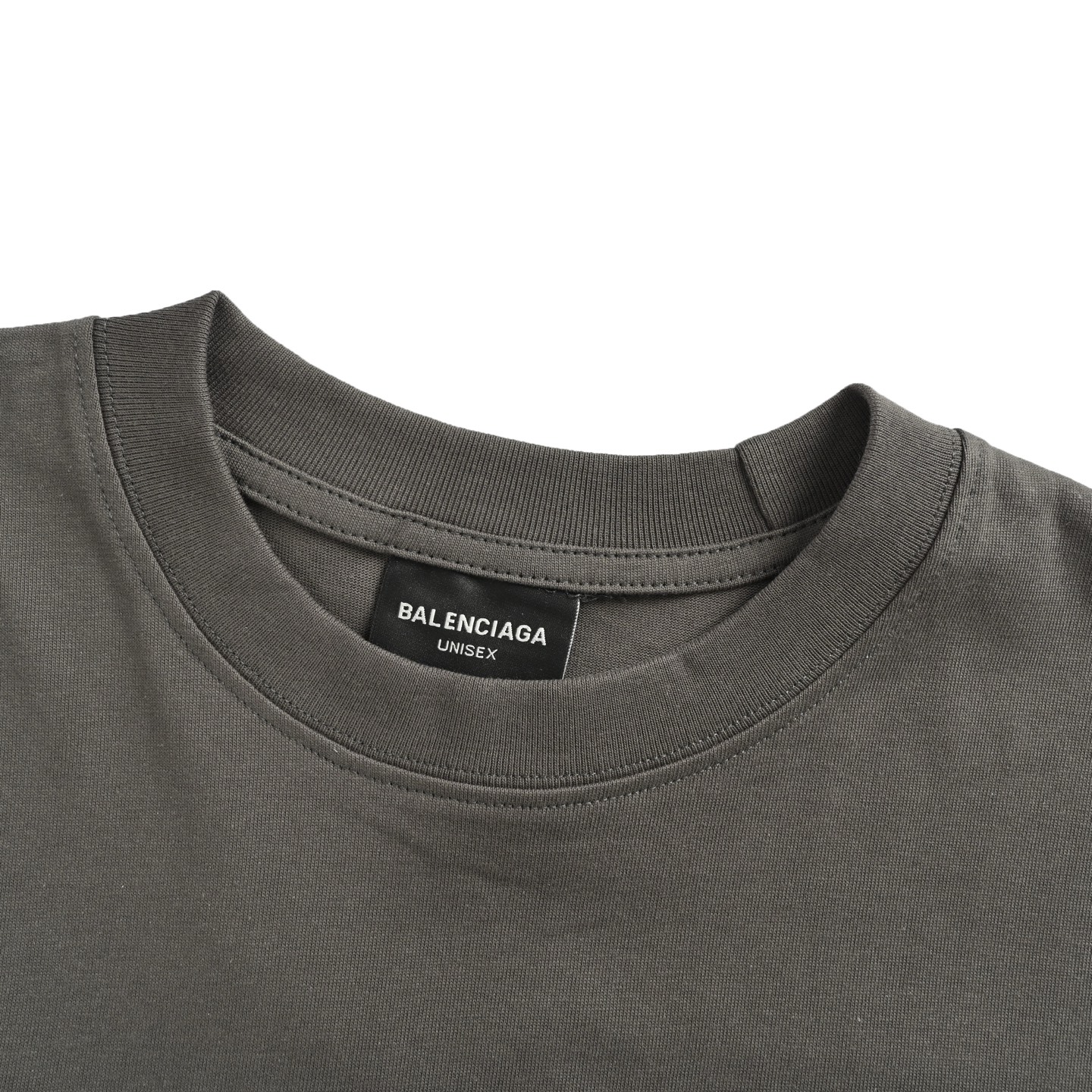 Balenciaga/巴黎世家 前后刺绣字母短袖-莆田鞋,莆田鞋货源,高仿鞋,高仿鞋货源,安福档口,莆田高仿鞋,莆田鞋批发,高仿鞋批发,莆田高仿运动鞋,高仿运动鞋,莆田运动鞋 Balenciaga/巴黎世家 前后刺绣字母短袖