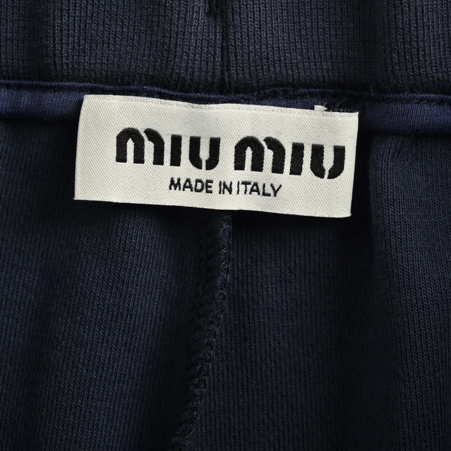 MiuMiu/缪缪 25ss 刺绣小logo白条珠地布短裤