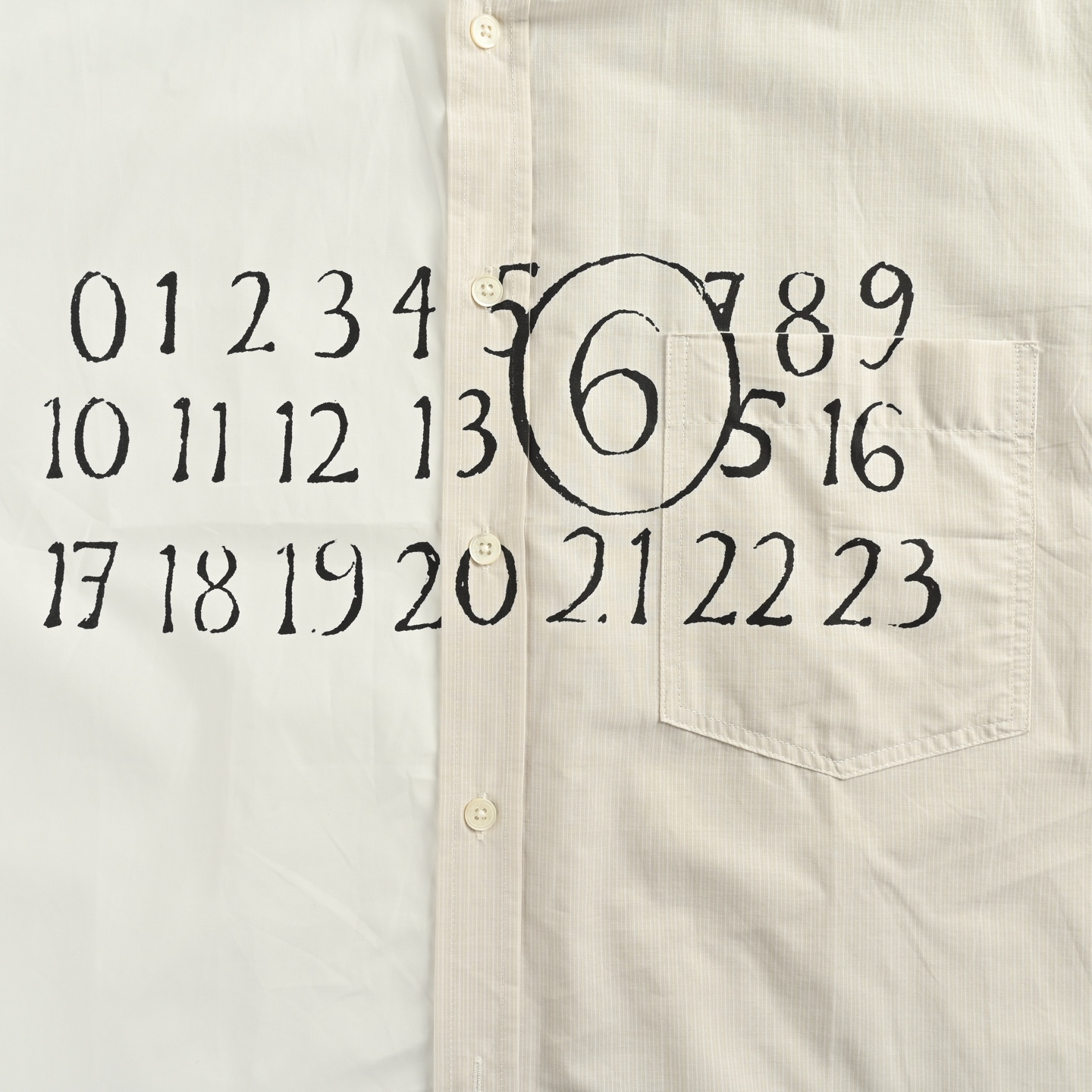 MAISON MARGIELA马吉拉MM6 数字印花撞色阴阳短袖衬衫