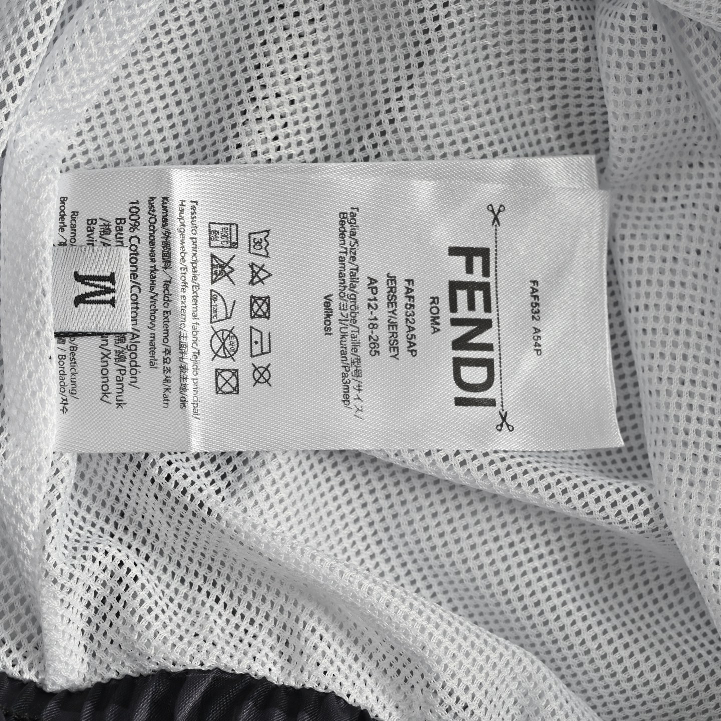 Fendi/芬迪 双F满印沙滩短裤 进口高支高密的全棉梭织面料