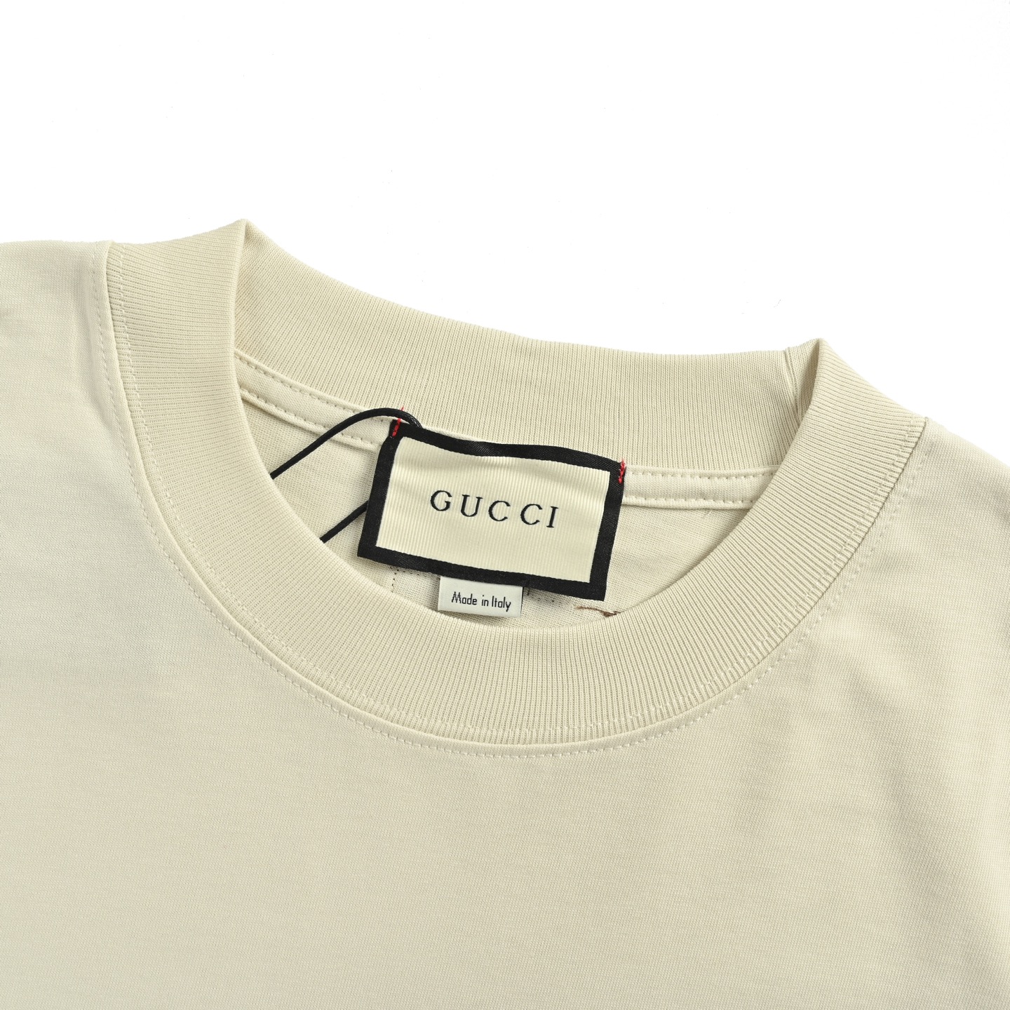 Gucci/古驰 24ss 星星标签印花短袖-莆田鞋,莆田鞋货源,高仿鞋,高仿鞋货源,安福档口,莆田高仿鞋,莆田鞋批发,高仿鞋批发,莆田高仿运动鞋,高仿运动鞋,莆田运动鞋 Gucci/古驰 24ss 星星标签印花短袖