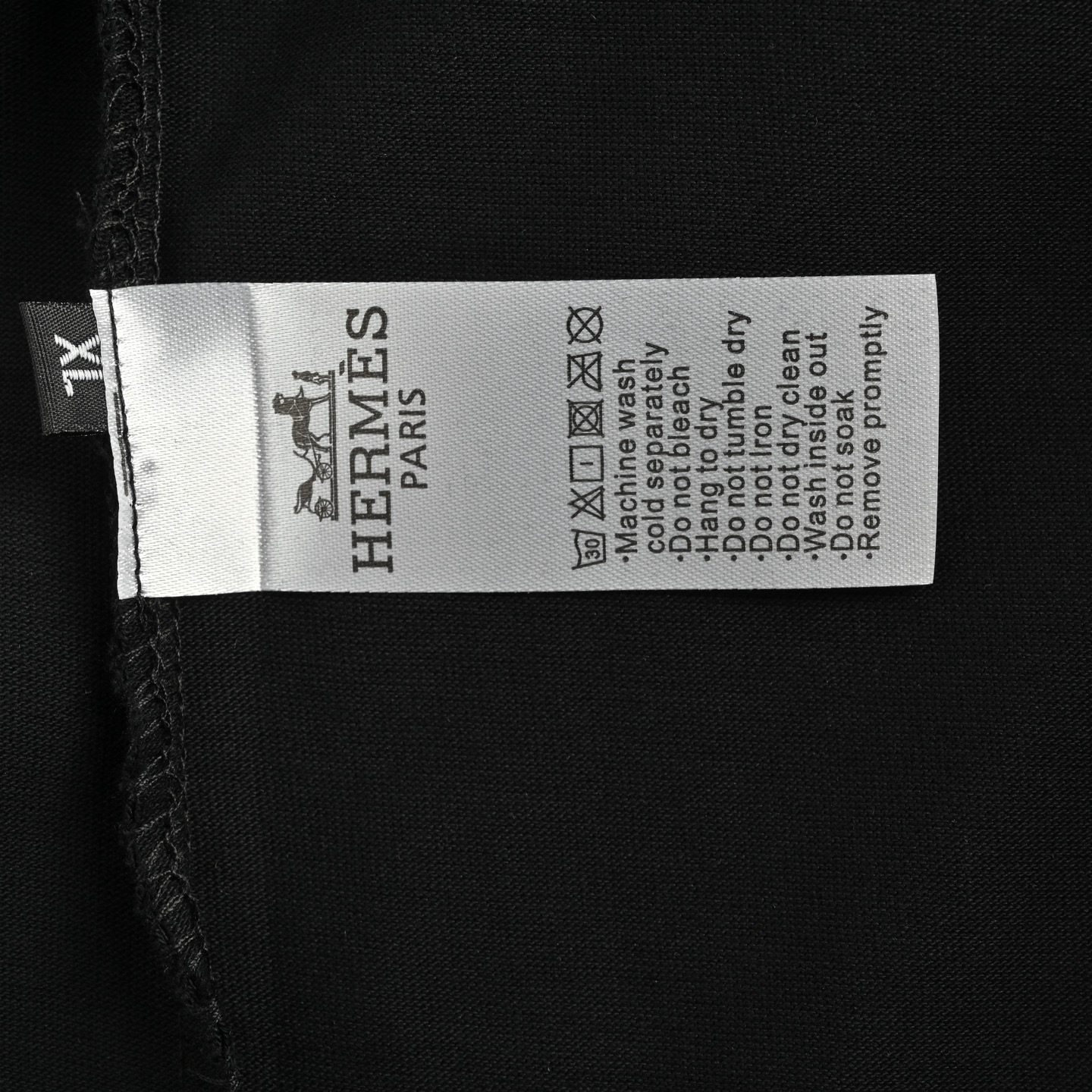 Hermes/爱马仕 25ss 大字母短袖-Chinese UA Cheap High Quatity Brand Clothes Bags handbags Sneakers wholesale wholesaler seller from China Factory suppliers Fashion Clothing Shoes best Quality Beautiful Price Hermes/爱马仕 25ss 大字母短袖