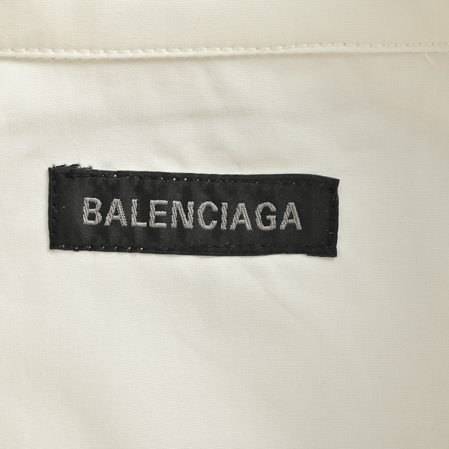 Balenciaga/巴黎世家 25ss 狮标刺绣曼联衬衫-Chinese UA Cheap High Quatity Brand Clothes Bags handbags Sneakers wholesale wholesaler seller from China Factory suppliers Fashion Clothing Shoes best Quality Beautiful Price Balenciaga/巴黎世家 25ss 狮标刺绣曼联衬衫