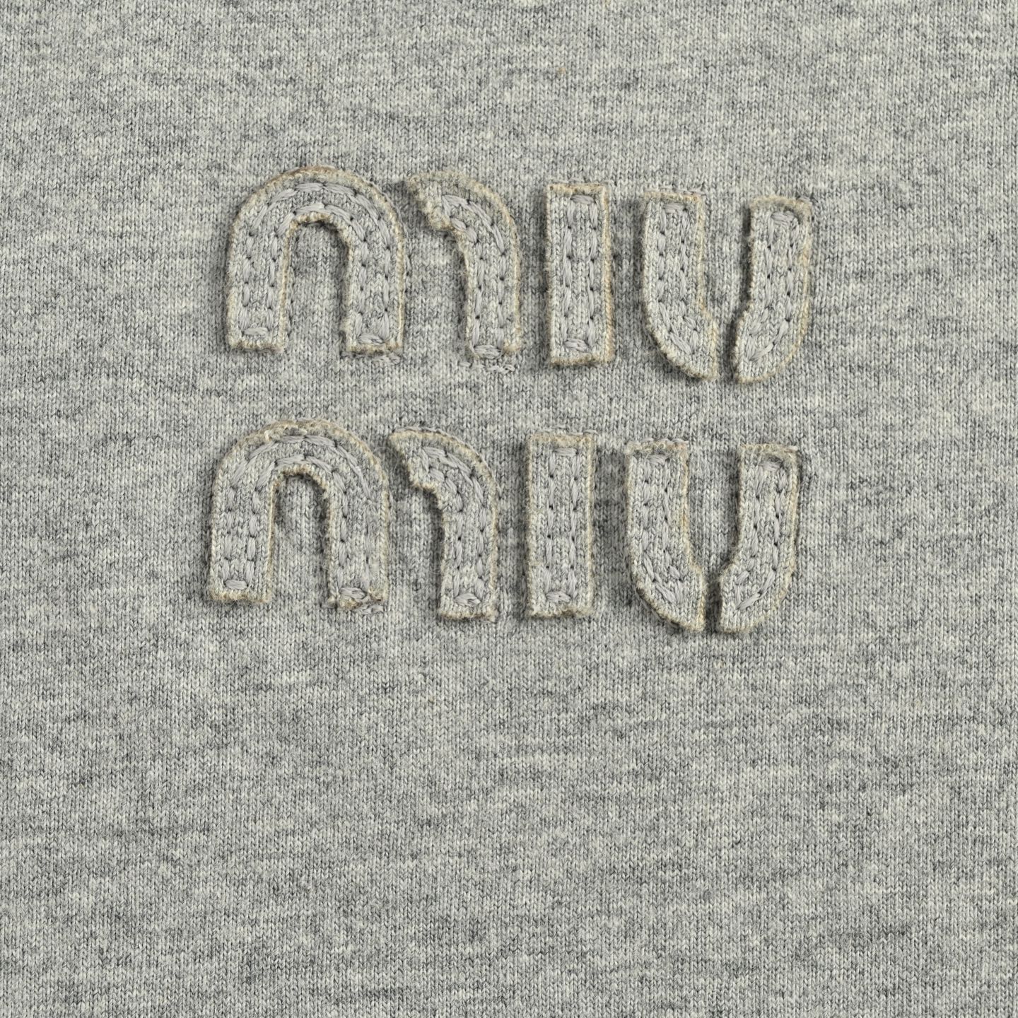 Miu Miu/缪缪 25ss 贴布绣字母logo短袖-Chinese UA Cheap High Quatity Brand Clothes Bags handbags Sneakers wholesale wholesaler seller from China Factory suppliers Fashion Clothing Shoes best Quality Beautiful Price Miu Miu/缪缪 25ss 贴布绣字母logo短袖