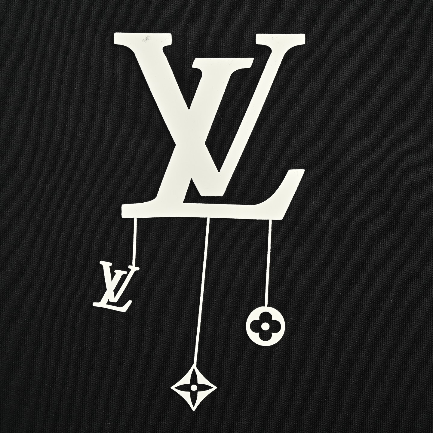 Louis Vuitton/路易威登 25ss 吊坠印花短袖-Chinese UA Cheap High Quatity Brand Clothes Bags handbags Sneakers wholesale wholesaler seller from China Factory suppliers Fashion Clothing Shoes best Quality Beautiful Price Louis Vuitton/路易威登 25ss 吊坠印花短袖