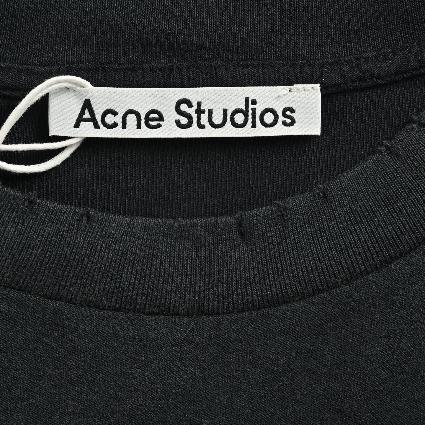 Acne Studios 1996字母印花做旧长袖T恤-Chinese UA Cheap High Quatity Brand Clothes Bags handbags Sneakers wholesale wholesaler seller from China Factory suppliers Fashion Clothing Shoes best Quality Beautiful Price Acne Studios 1996字母印花做旧长袖T恤
