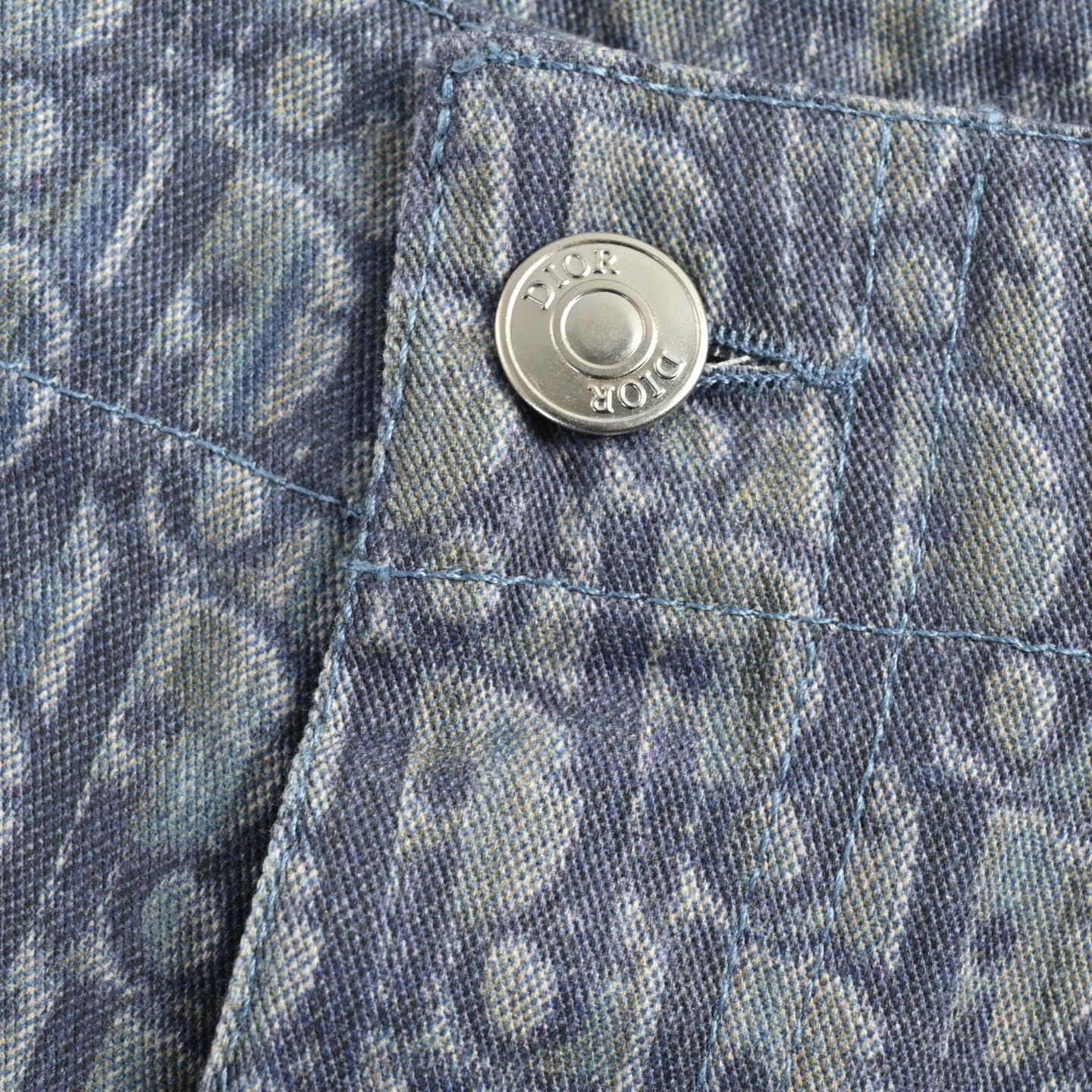 Dior/迪奥 斜纹满印口袋工装短裤-Chinese UA Cheap High Quatity Brand Clothes Bags handbags Sneakers wholesale wholesaler seller from China Factory suppliers Fashion Clothing Shoes best Quality Beautiful Price Dior/迪奥 斜纹满印口袋工装短裤