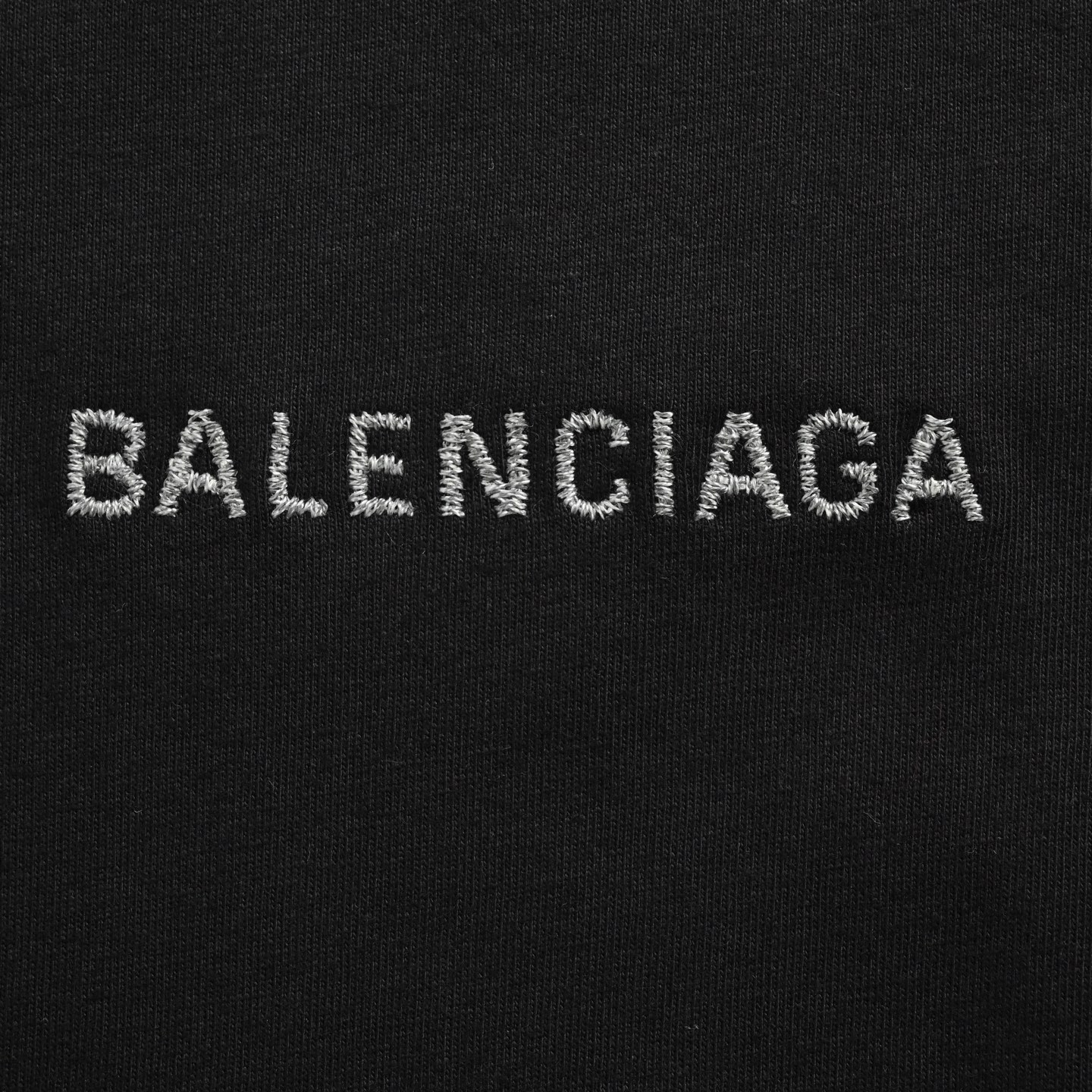 Balebciaga/巴黎世家 25ss 前后刺绣字母短袖
