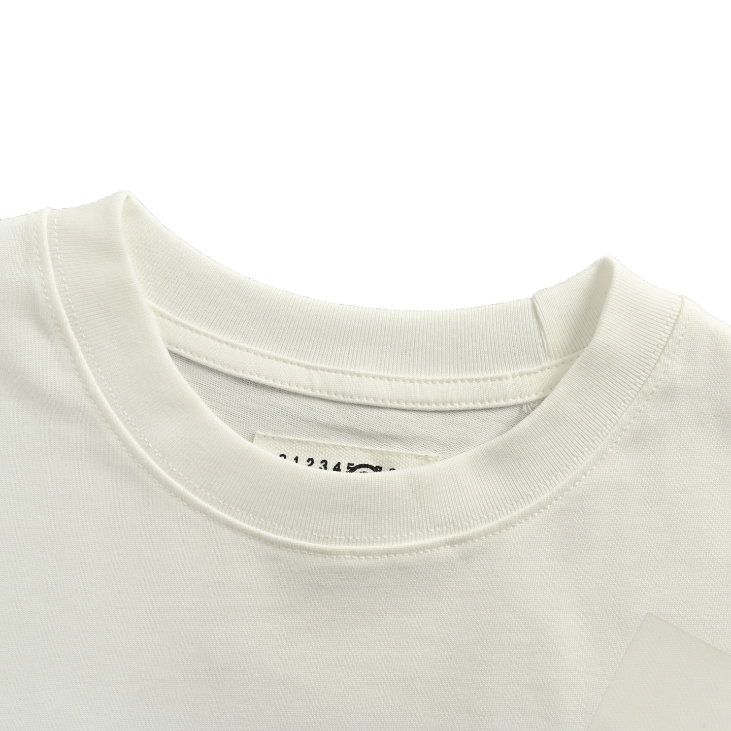 Maison Margiela/马吉拉 25ss 胶带印花短袖-Chinese UA Cheap High Quatity Brand Clothes Bags handbags Sneakers wholesale wholesaler seller from China Factory suppliers Fashion Clothing Shoes best Quality Beautiful Price Maison Margiela/马吉拉 25ss 胶带印花短袖