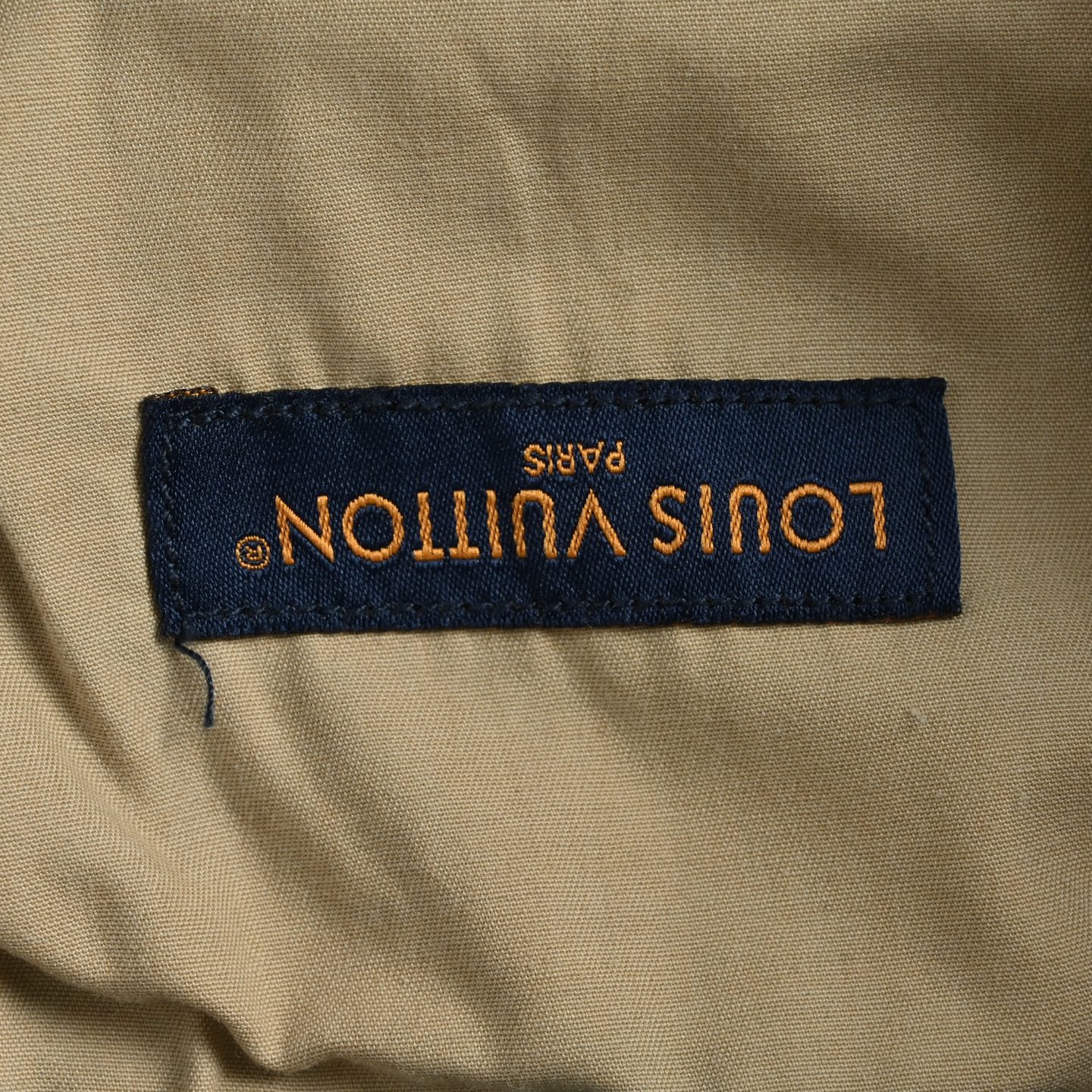 Louis Vuitton/路易威登 25ss 老花浮雕牛仔短裤 LV新款工装牛仔短裤浸染水洗色调-Chinese UA Cheap High Quatity Brand Clothes Bags handbags Sneakers wholesale wholesaler seller from China Factory suppliers Fashion Clothing Shoes best Quality Beautiful Price Louis Vuitton/路易威登 25ss 老花浮雕牛仔短裤 LV新款工装牛仔短裤浸染水洗色调