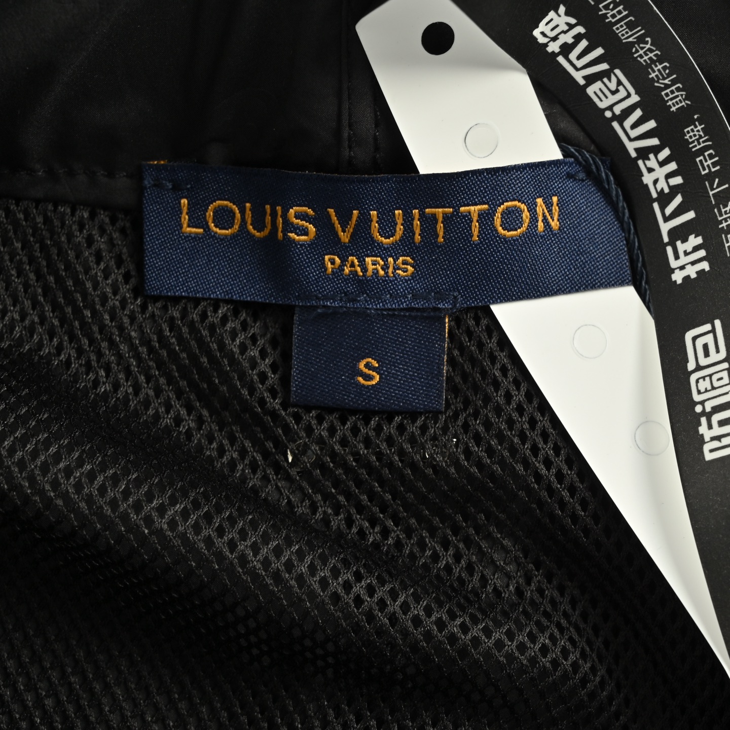Louis Vuitton/路易威登 Monogram暗纹提花工艺短裤 男士时尚休闲夏日沙滩套装-Chinese UA Cheap High Quatity Brand Clothes Bags handbags Sneakers wholesale wholesaler seller from China Factory suppliers Fashion Clothing Shoes best Quality Beautiful Price Louis Vuitton/路易威登 Monogram暗纹提花工艺短裤 男士时尚休闲夏日沙滩套装