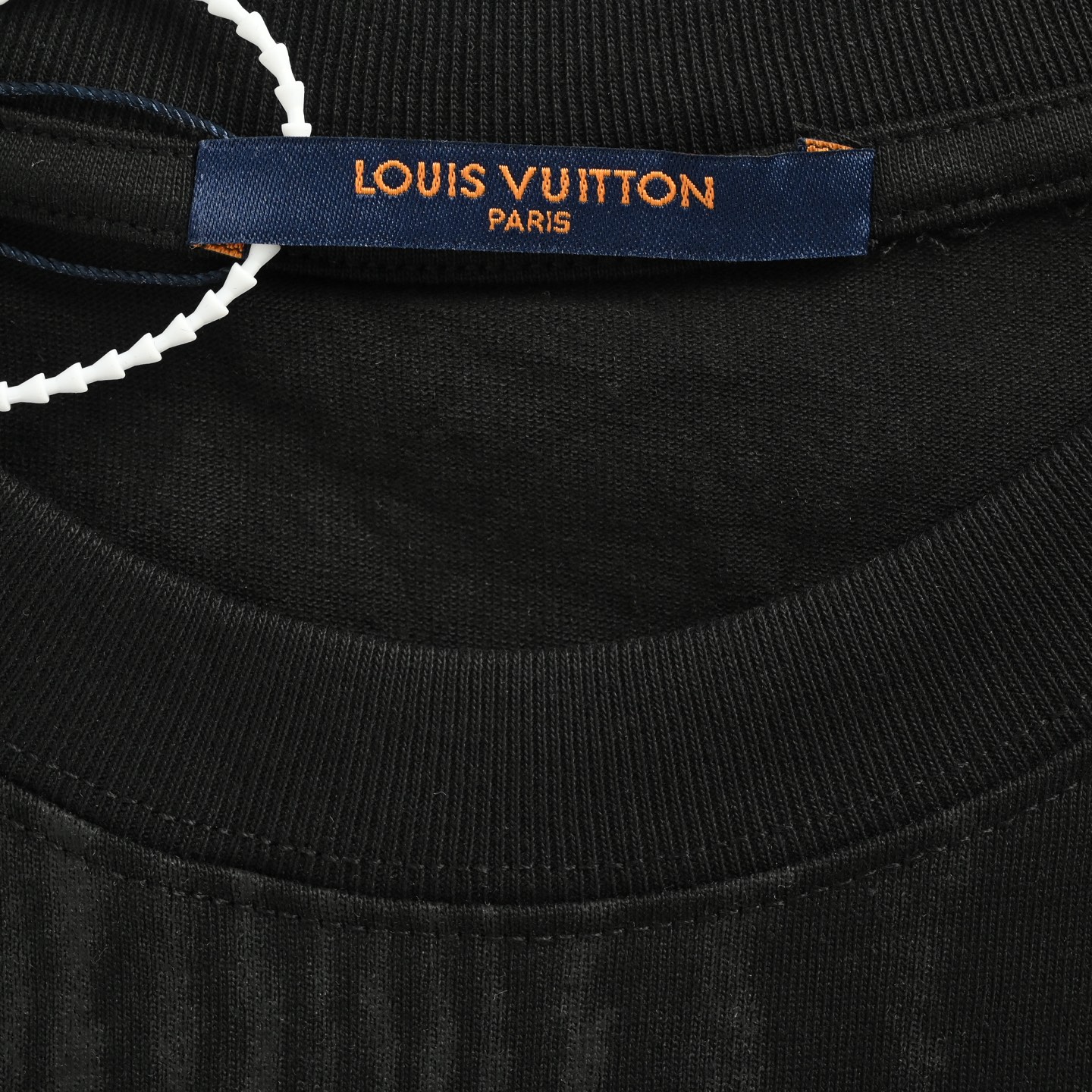 Louis Vuitton/路易威登 25ss 老花树纹印花短袖 黑色-Chinese UA Cheap High Quatity Brand Clothes Bags handbags Sneakers wholesale wholesaler seller from China Factory suppliers Fashion Clothing Shoes best Quality Beautiful Price Louis Vuitton/路易威登 25ss 老花树纹印花短袖 黑色