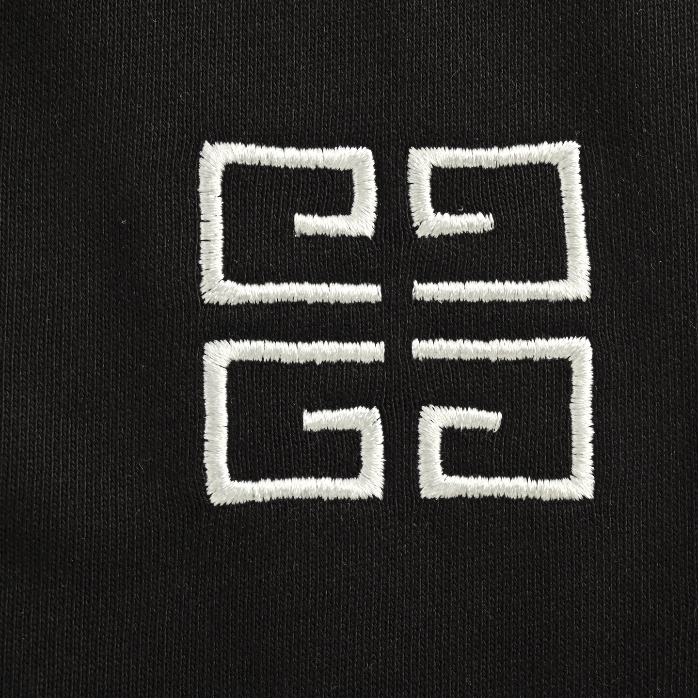 GIVENCHY/纪梵希 25ss 刺绣徽标logo短裤 黑色 白色-Chinese UA Cheap High Quatity Brand Clothes Bags handbags Sneakers wholesale wholesaler seller from China Factory suppliers Fashion Clothing Shoes best Quality Beautiful Price GIVENCHY/纪梵希 25ss 刺绣徽标logo短裤 黑色 白色