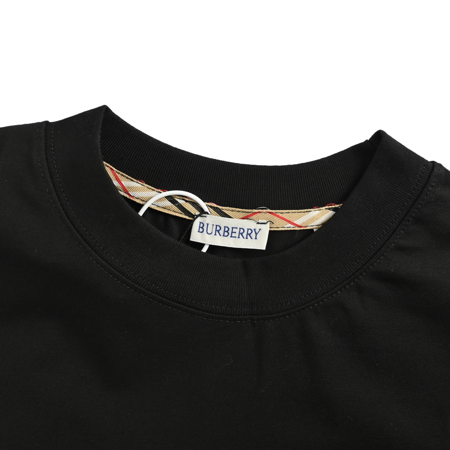 Burberry/巴宝莉 25ss 情人节限定爱心刺绣短袖