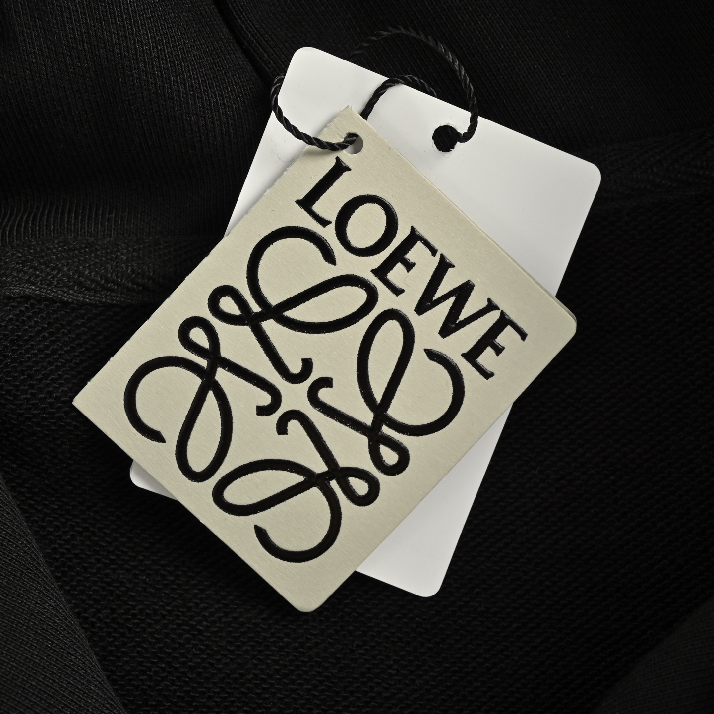 Loewe/罗意威 胸口压花徽标皮口袋连帽卫衣杏色 黑色