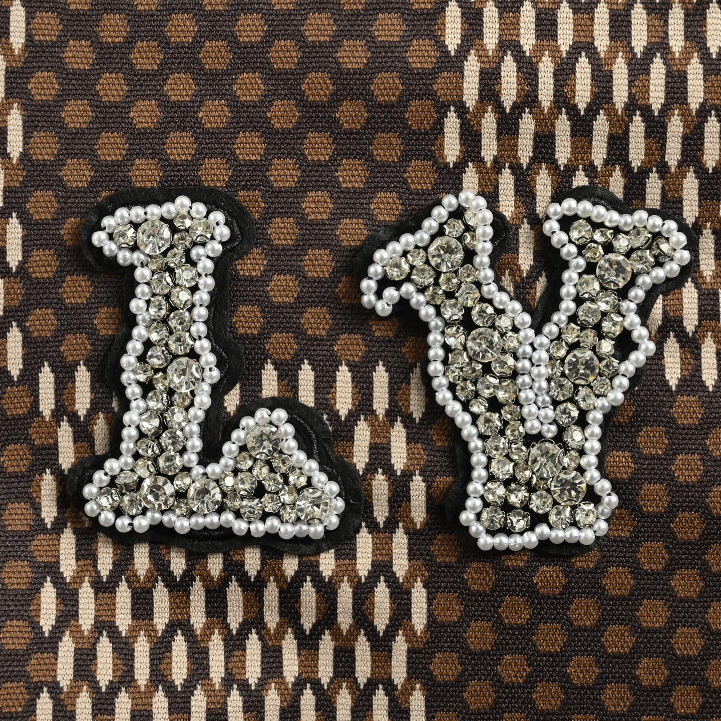 Louis Vuitton/路易威登 25ss 菲董联名棋盘格水钻毛织短裤 黑色 棕色-Chinese UA Cheap High Quatity Brand Clothes Bags handbags Sneakers wholesale wholesaler seller from China Factory suppliers Fashion Clothing Shoes best Quality Beautiful Price Louis Vuitton/路易威登 25ss 菲董联名棋盘格水钻毛织短裤 黑色 棕色