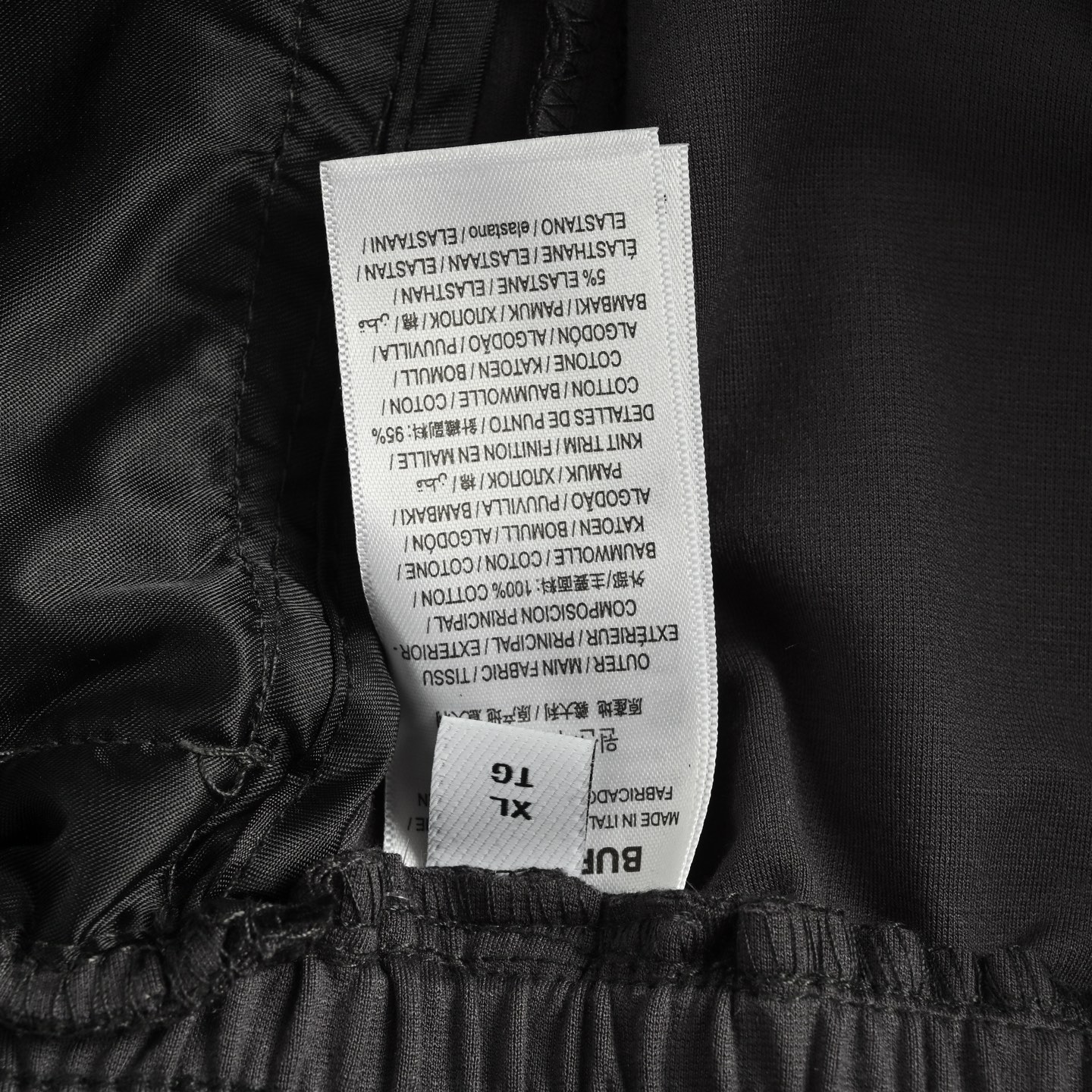 Burberry/巴宝莉 25ss 战马刺绣后袋印花短裤