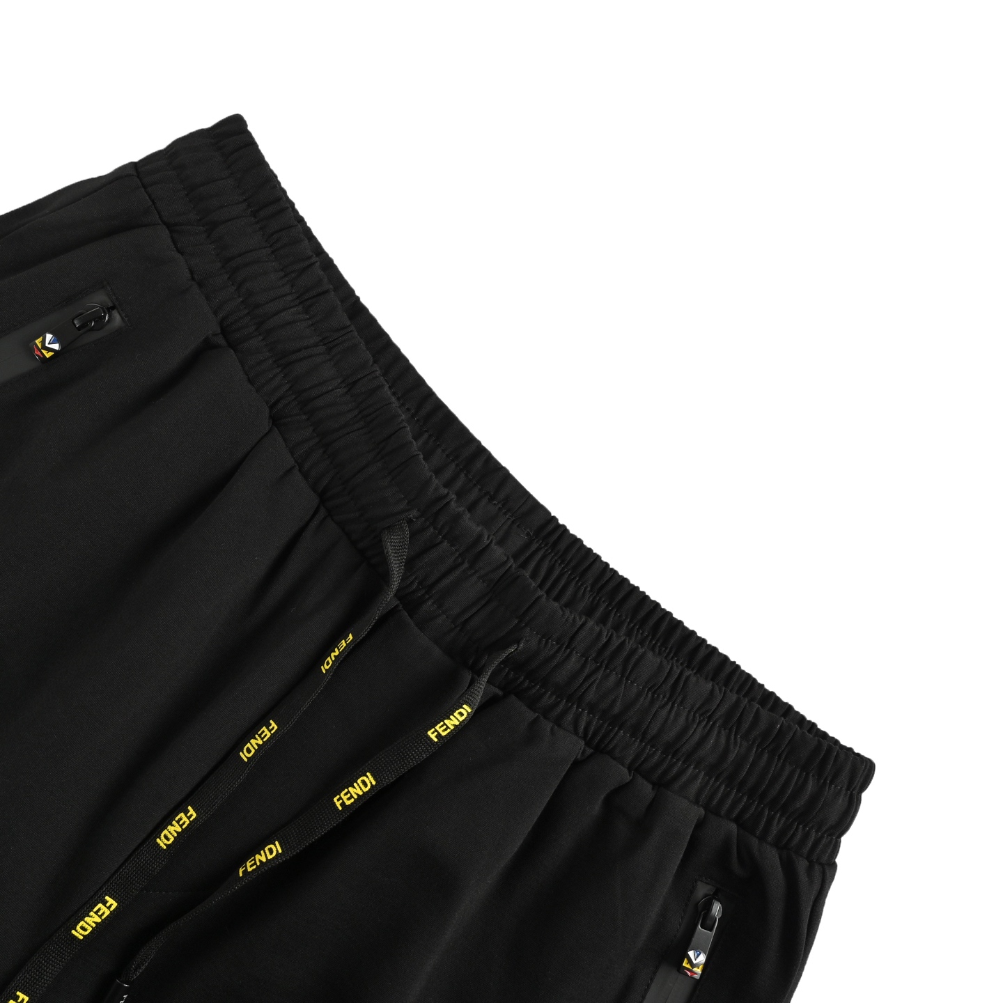 Fendi/芬迪 25ss 小怪兽眼睛徽标刺绣短裤