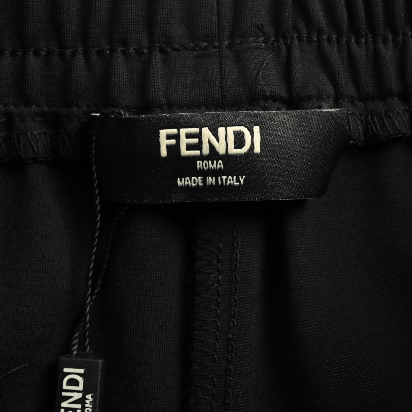 Fendi/芬迪 25ss 小怪兽眼睛徽标刺绣短裤