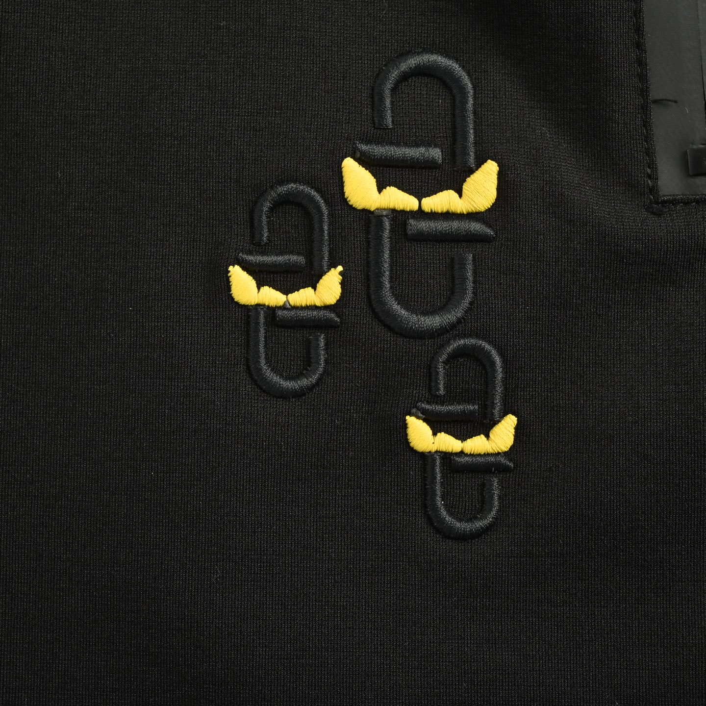 Fendi/芬迪 25ss 小怪兽眼睛徽标刺绣短裤