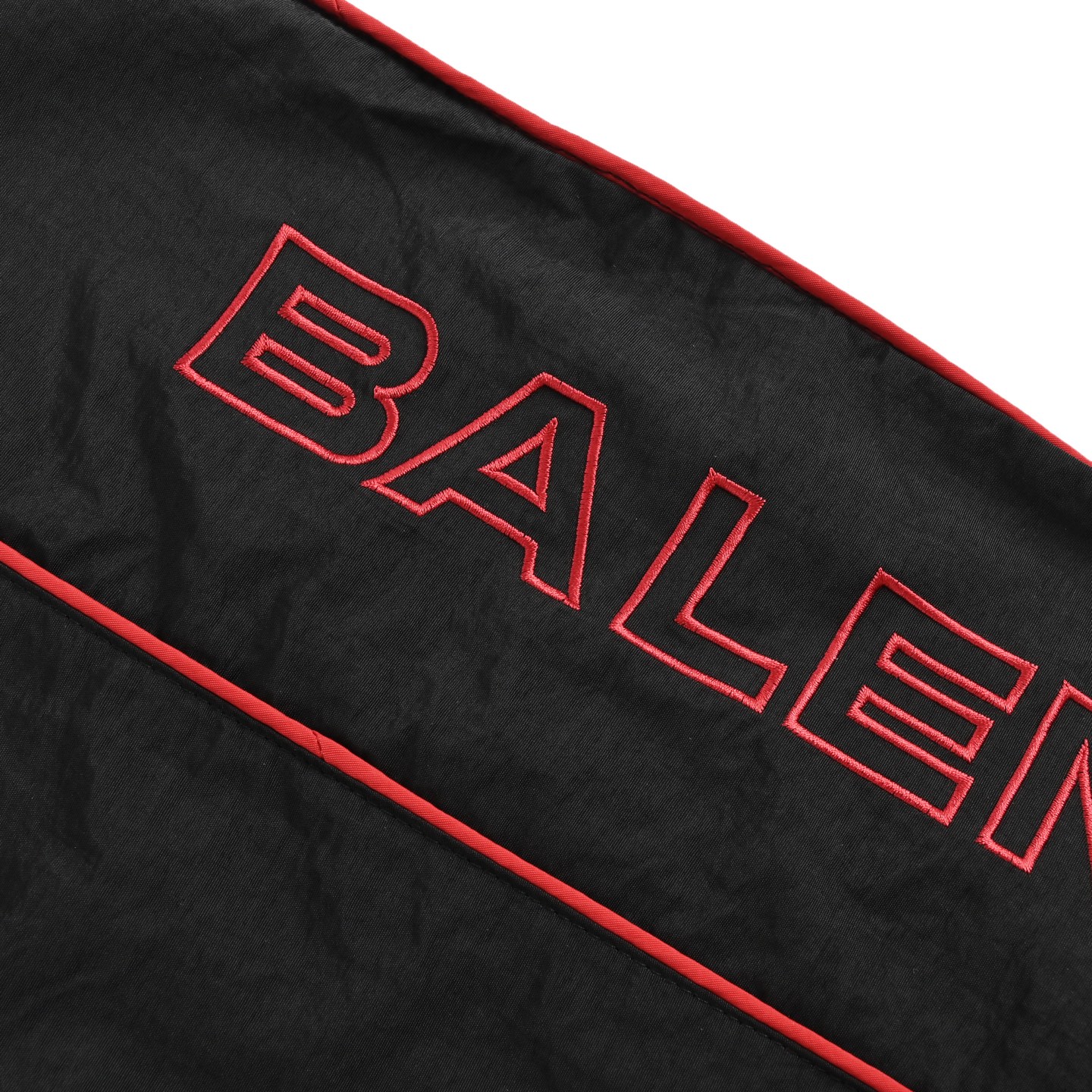 Balenciaga/巴黎世家 24Fw 曼联队标刺绣长裤-Chinese UA Cheap High Quatity Brand Clothes Bags handbags Sneakers wholesale wholesaler seller from China Factory suppliers Fashion Clothing Shoes best Quality Beautiful Price Balenciaga/巴黎世家 24Fw 曼联队标刺绣长裤