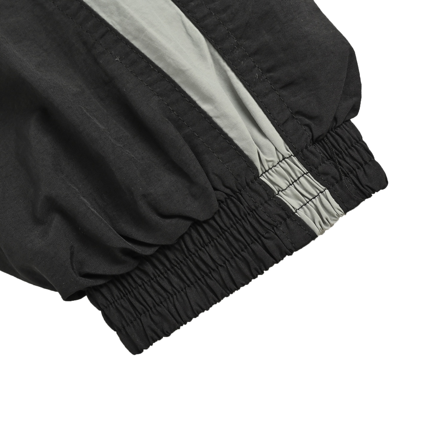 Balenciaga/巴黎世家 安德玛联名字母立领外套-Chinese UA Cheap High Quatity Brand Clothes Bags handbags Sneakers wholesale wholesaler seller from China Factory suppliers Fashion Clothing Shoes best Quality Beautiful Price Balenciaga/巴黎世家 安德玛联名字母立领外套