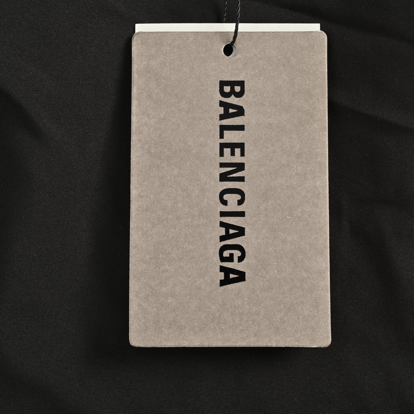 Balenciaga/巴黎世家 24Fw 字母红胶带印花连帽外套-Chinese UA Cheap High Quatity Brand Clothes Bags handbags Sneakers wholesale wholesaler seller from China Factory suppliers Fashion Clothing Shoes best Quality Beautiful Price Balenciaga/巴黎世家 24Fw 字母红胶带印花连帽外套