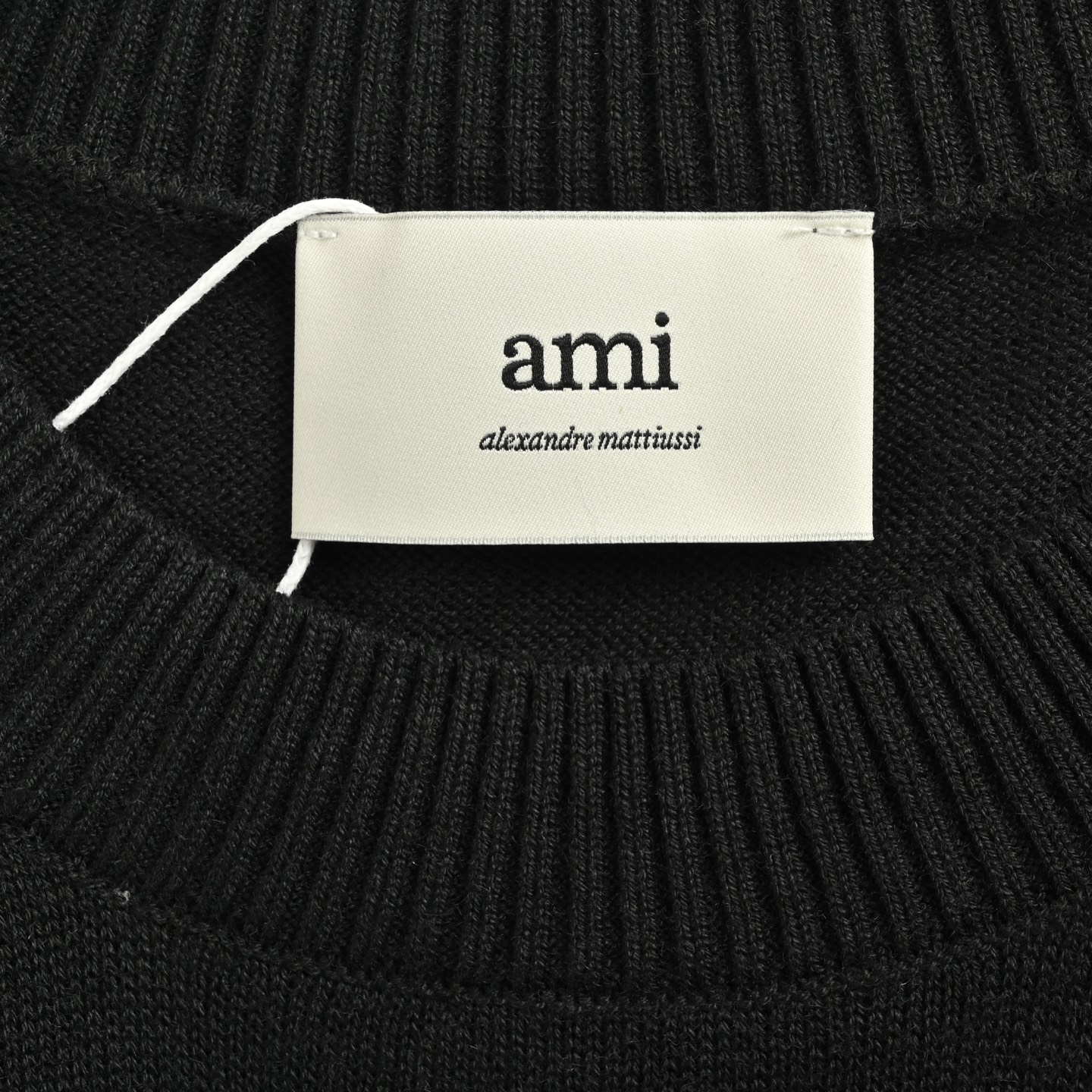 AMI PARIS 小爱心刺绣圆领针织毛衣