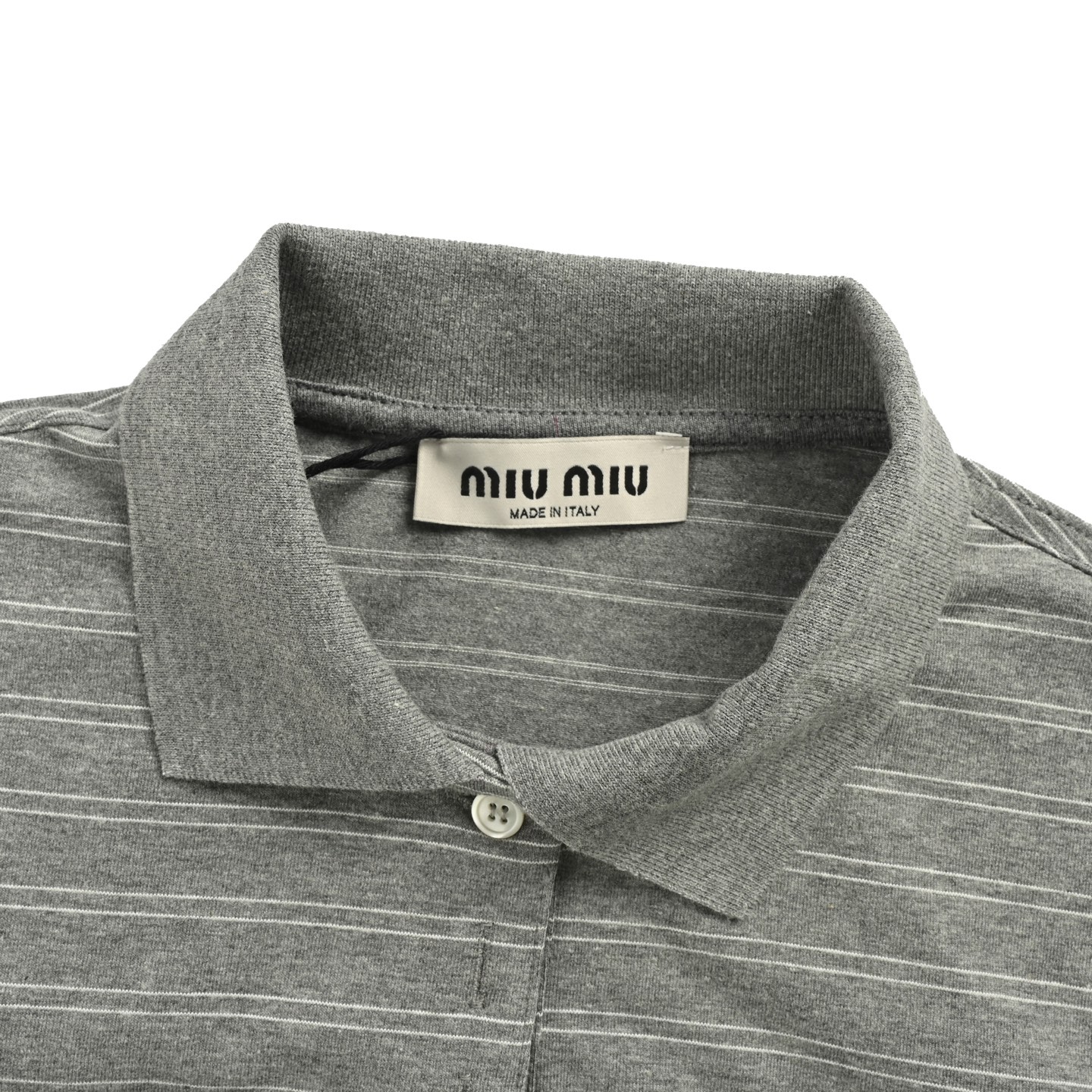 Miu Miu/缪缪 25Fw 小标条纹翻领Polo长袖T恤-Chinese UA Cheap High Quatity Brand Clothes Bags handbags Sneakers wholesale wholesaler seller from China Factory suppliers Fashion Clothing Shoes best Quality Beautiful Price Miu Miu/缪缪 25Fw 小标条纹翻领Polo长袖T恤