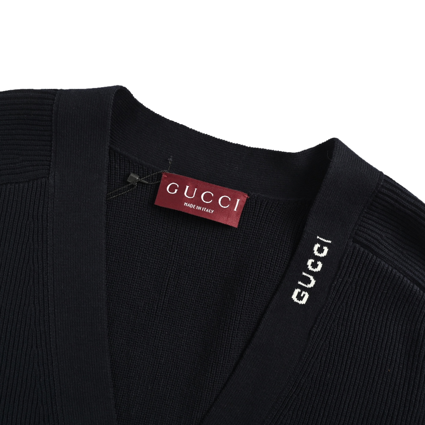 Gucci/古驰 25Fw 领口嵌花针织毛衣开衫-Chinese UA Cheap High Quatity Brand Clothes Bags handbags Sneakers wholesale wholesaler seller from China Factory suppliers Fashion Clothing Shoes best Quality Beautiful Price Gucci/古驰 25Fw 领口嵌花针织毛衣开衫