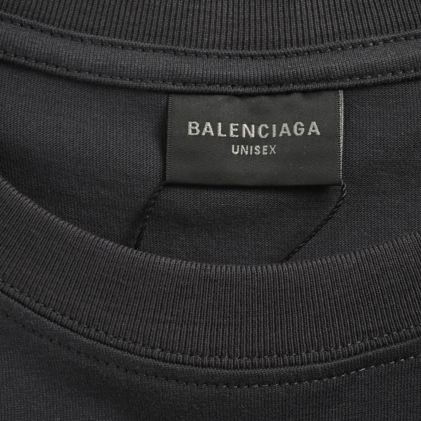 Balenciaga/巴黎世家 25ss 卡通字母流星做旧短袖 灰白 胶条灰-莆田鞋,莆田鞋货源,高仿鞋,高仿鞋货源,安福档口,莆田高仿鞋,莆田鞋批发,高仿鞋批发,莆田高仿运动鞋,高仿运动鞋,莆田运动鞋 Balenciaga/巴黎世家 25ss 卡通字母流星做旧短袖 灰白 胶条灰