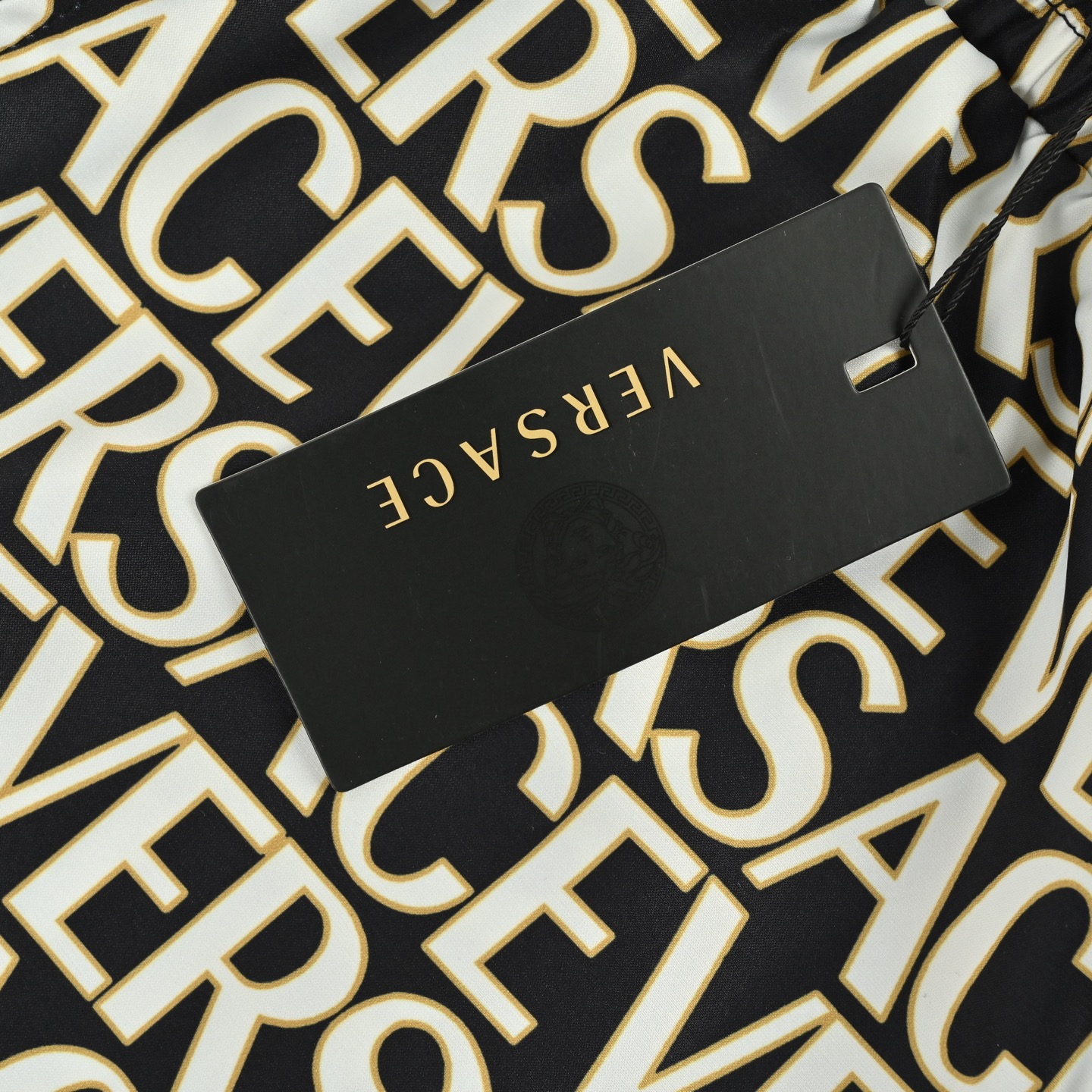 Versace/范思哲 25ss 满印沙滩短裤