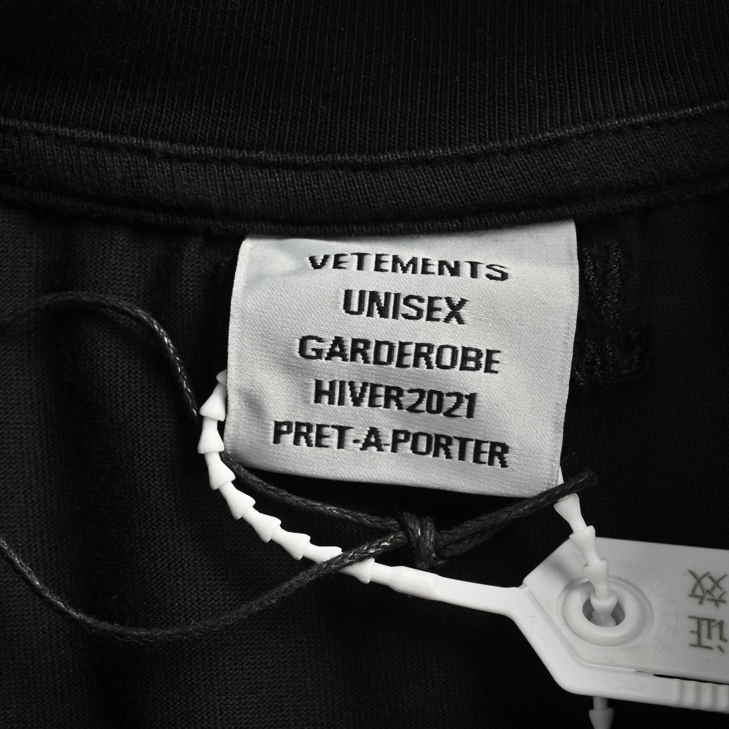 VETEMENTS/维特萌 25ss 解构拼接做旧短袖