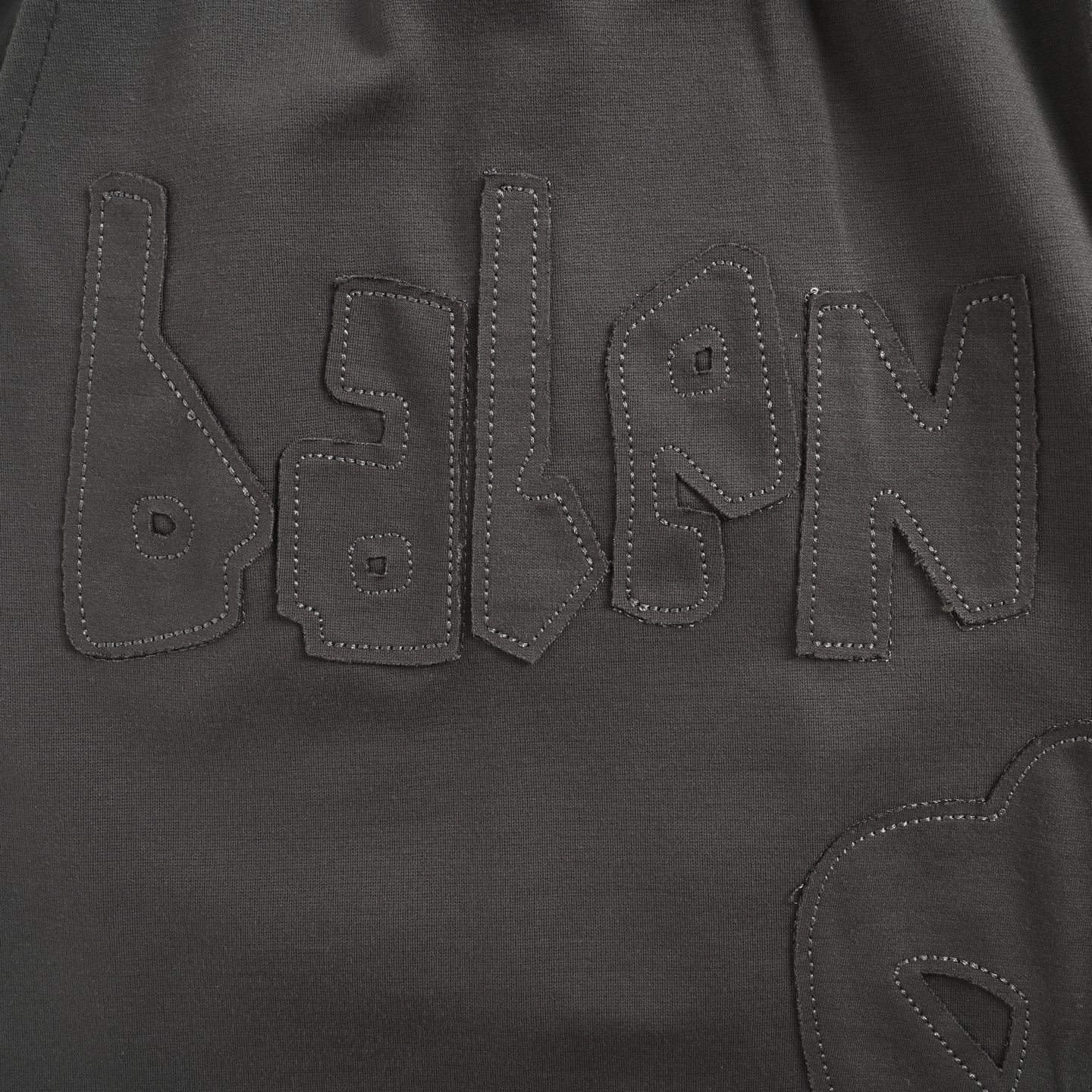 Balenciaga/巴黎世家 25ss 贴布刺绣字母logo短裤