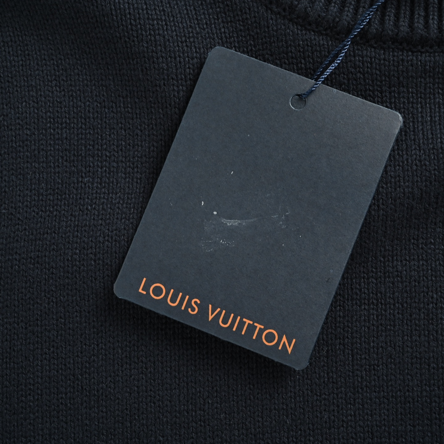 Louis Vuitton/路易威登 海螺勋章肩扣圆领针织毛衣-Chinese UA Cheap High Quatity Brand Clothes Bags handbags Sneakers wholesale wholesaler seller from China Factory suppliers Fashion Clothing Shoes best Quality Beautiful Price Louis Vuitton/路易威登 海螺勋章肩扣圆领针织毛衣