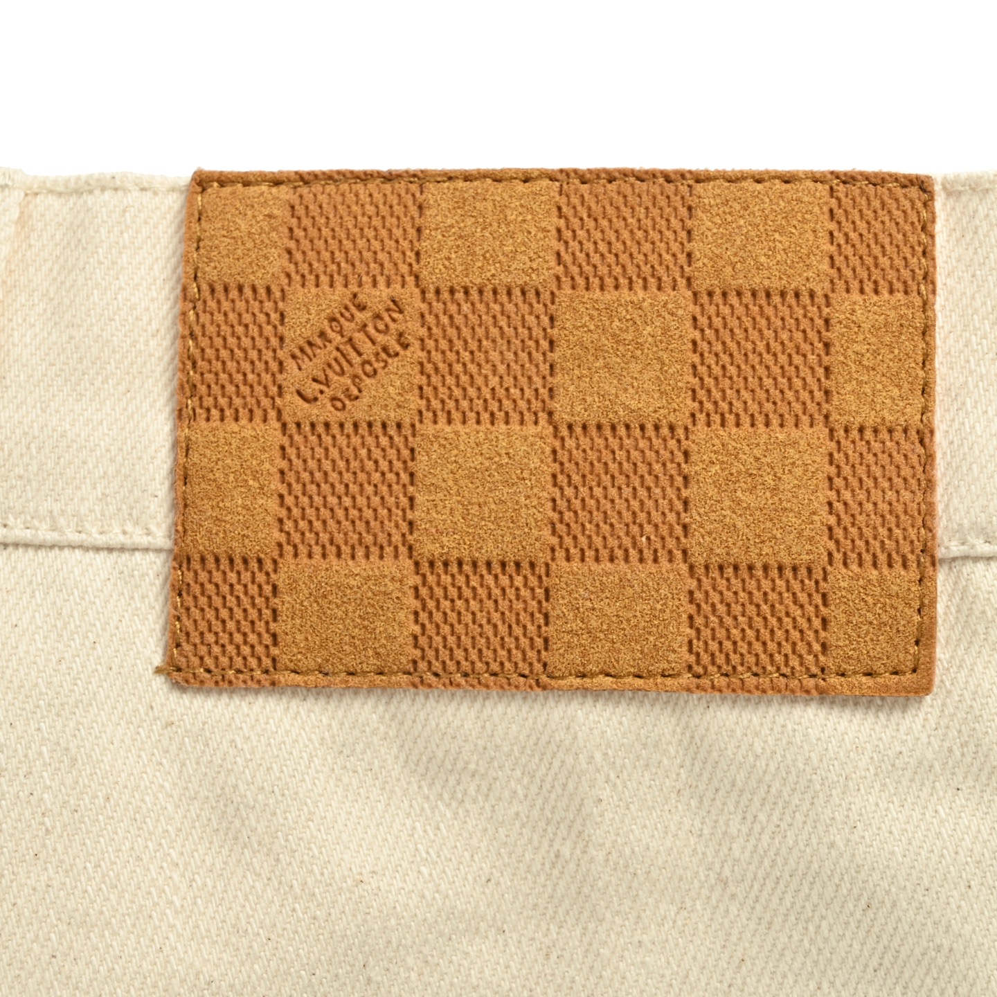 Louis Vuitton/路易威登 25ss 口袋皮标牛仔短裤-Chinese UA Cheap High Quatity Brand Clothes Bags handbags Sneakers wholesale wholesaler seller from China Factory suppliers Fashion Clothing Shoes best Quality Beautiful Price Louis Vuitton/路易威登 25ss 口袋皮标牛仔短裤