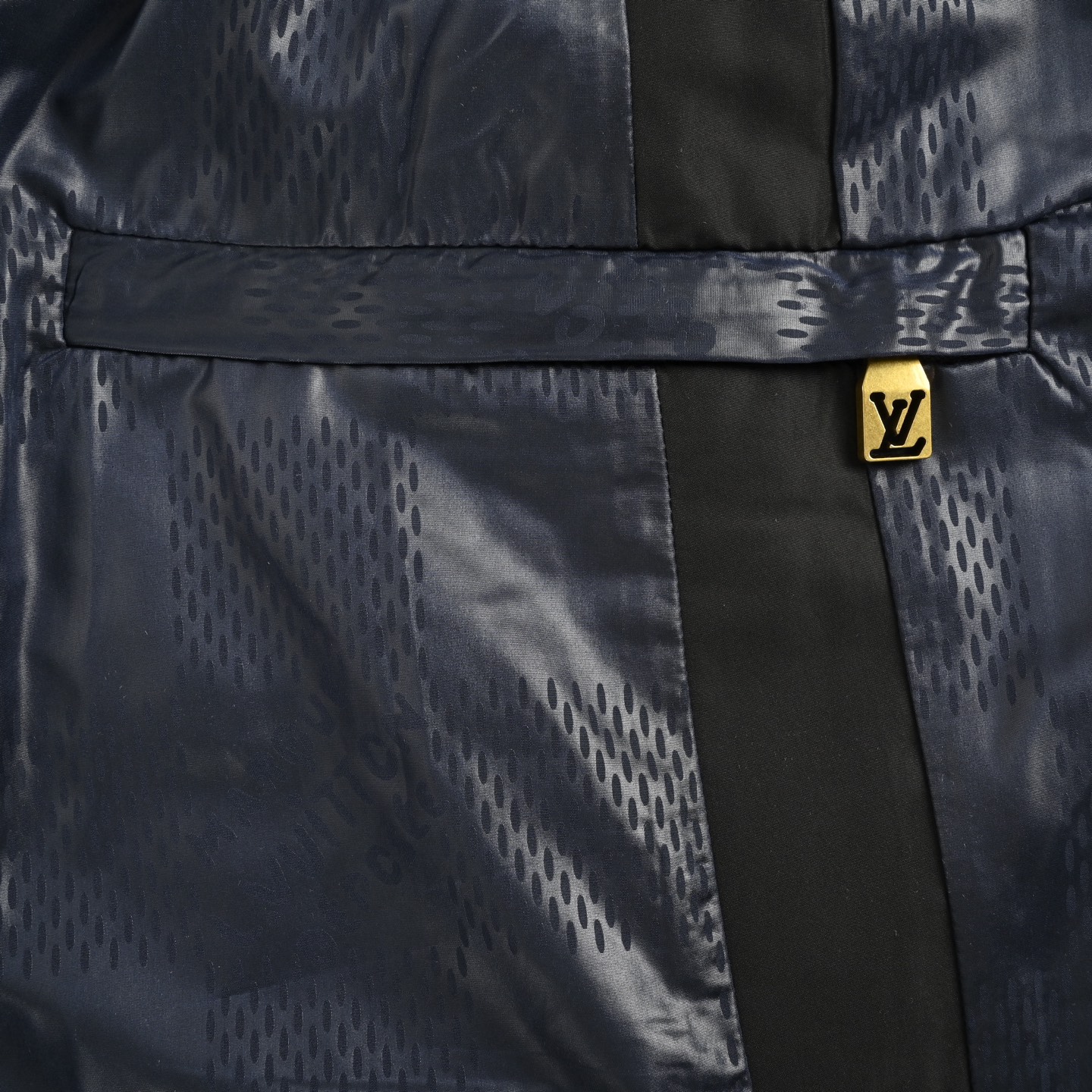 Louis Vuitton/路易威登 暗纹棋盘格运动长裤